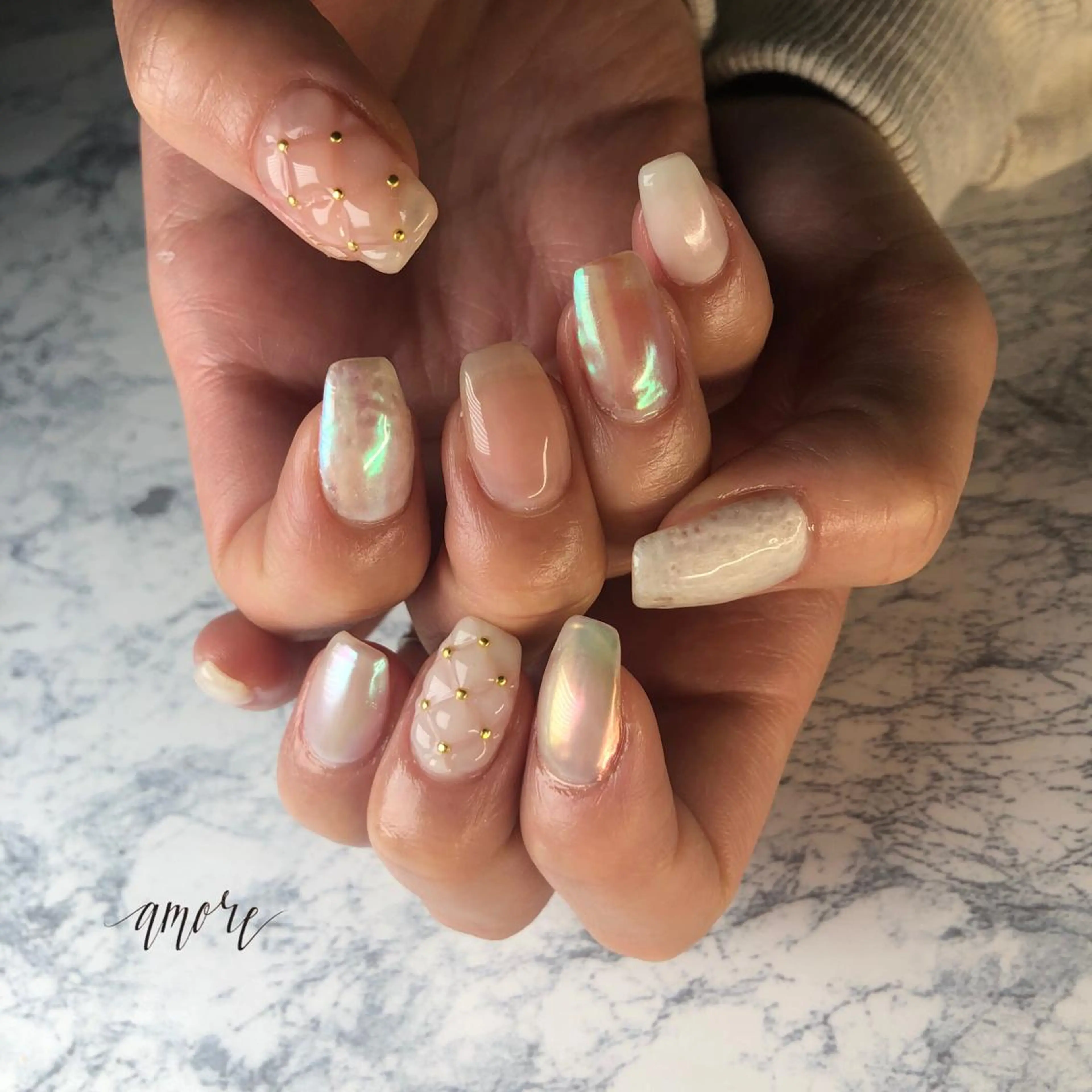 ネイル ジェルネイル 氷ネイル・うるうるネイル マグネットネイル ミラーネイル ニュアンスネイル You kyehwaのネイルデザイン