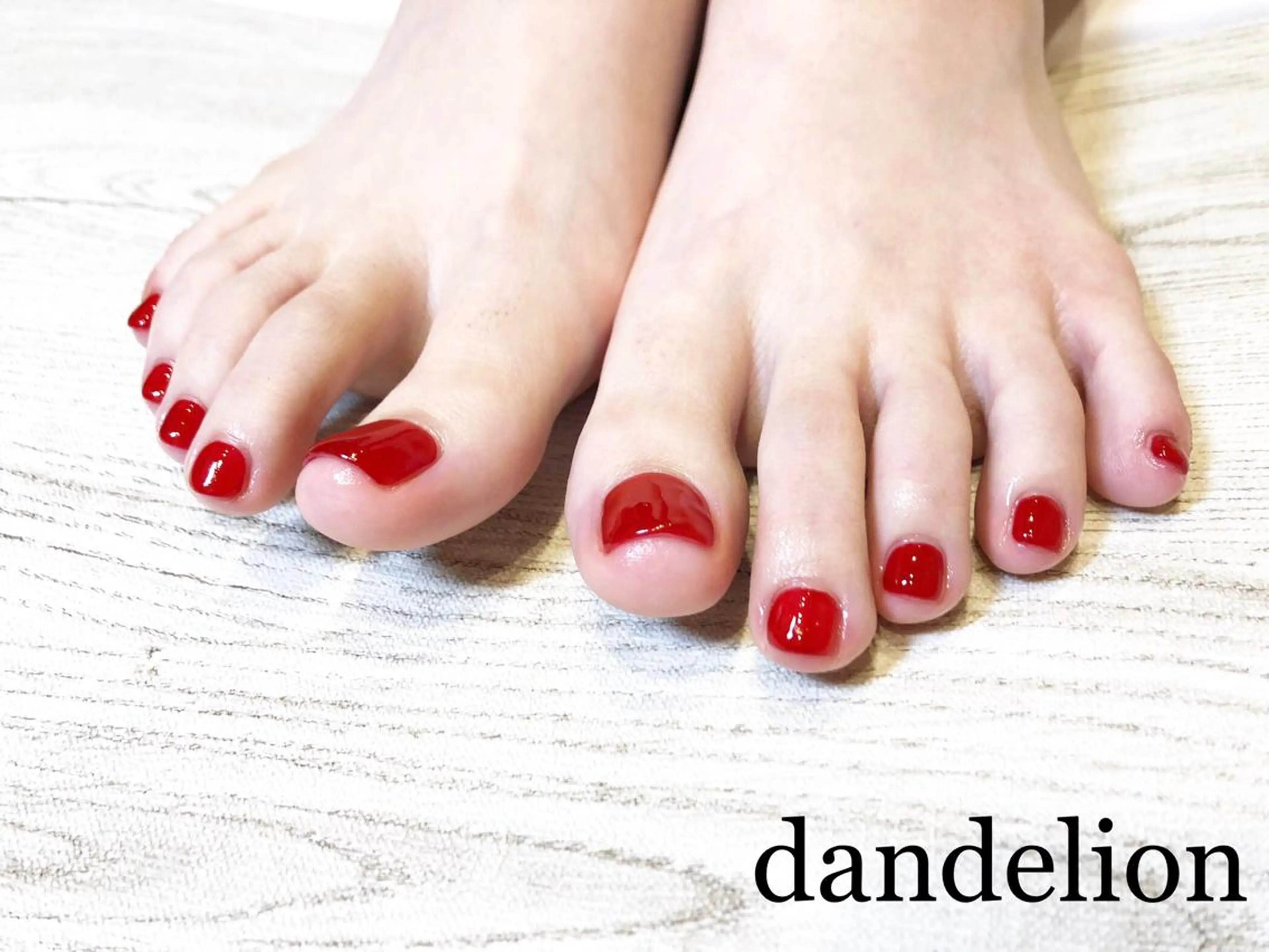 ネイル フットネイル dandelion ダンデライオンのネイルデザイン