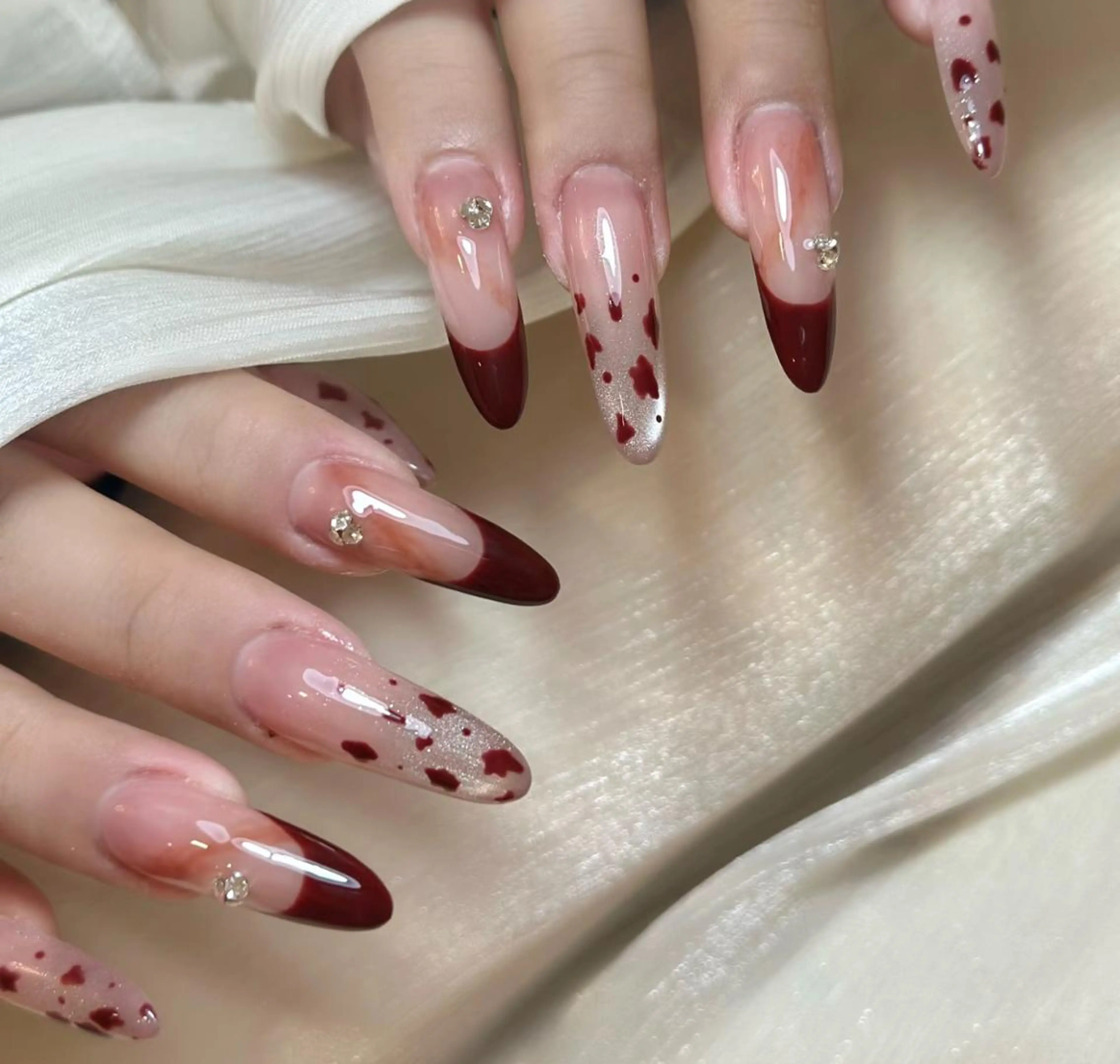 ネイル ハンドネイル 🎀 Ayaka_nailのネイルデザイン
