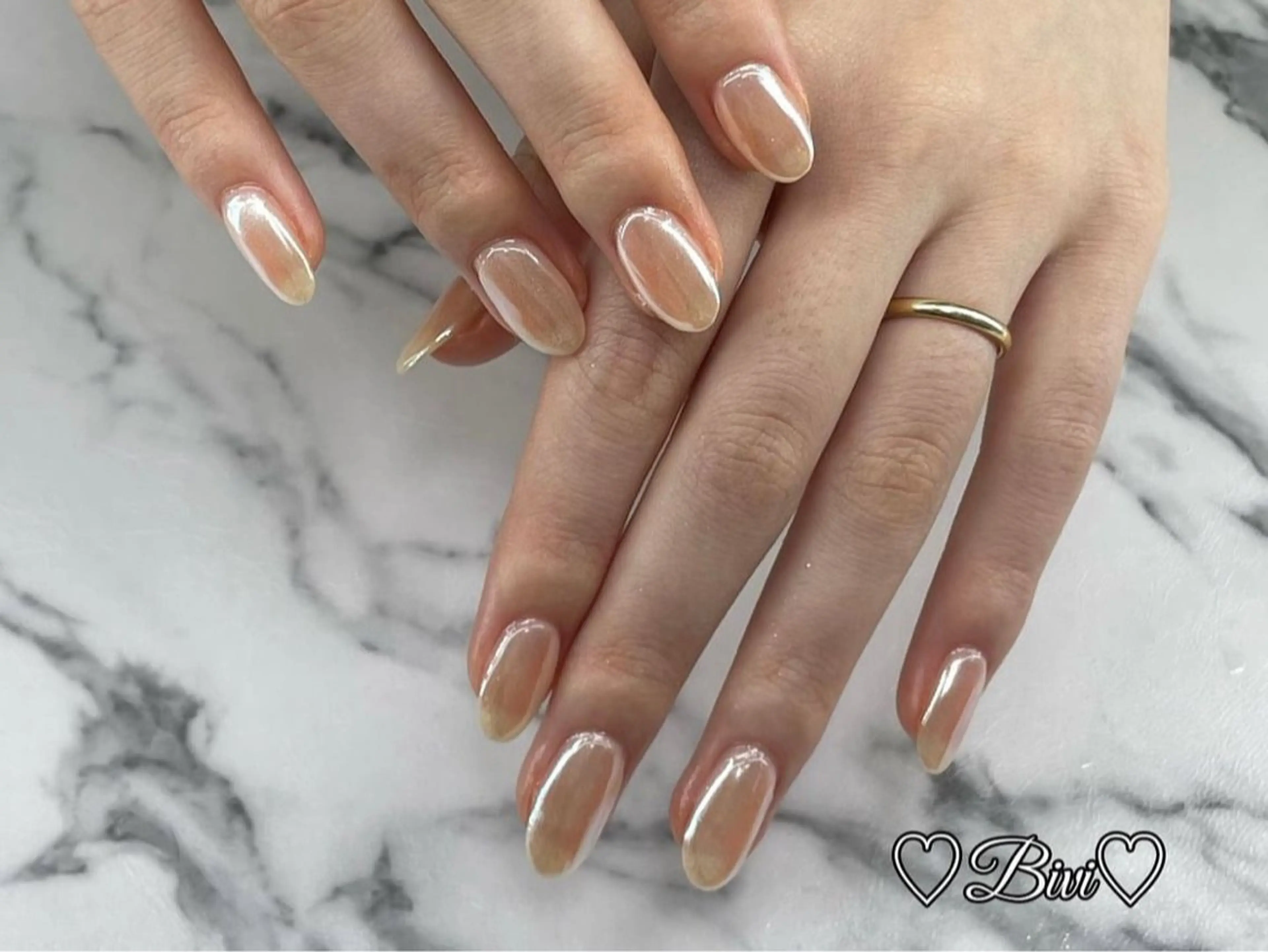 ネイル オーロラネイル ハンドネイル ハンドケア ♡Bivi♡自爪に 優しいネイルサロンのネイルデザイン