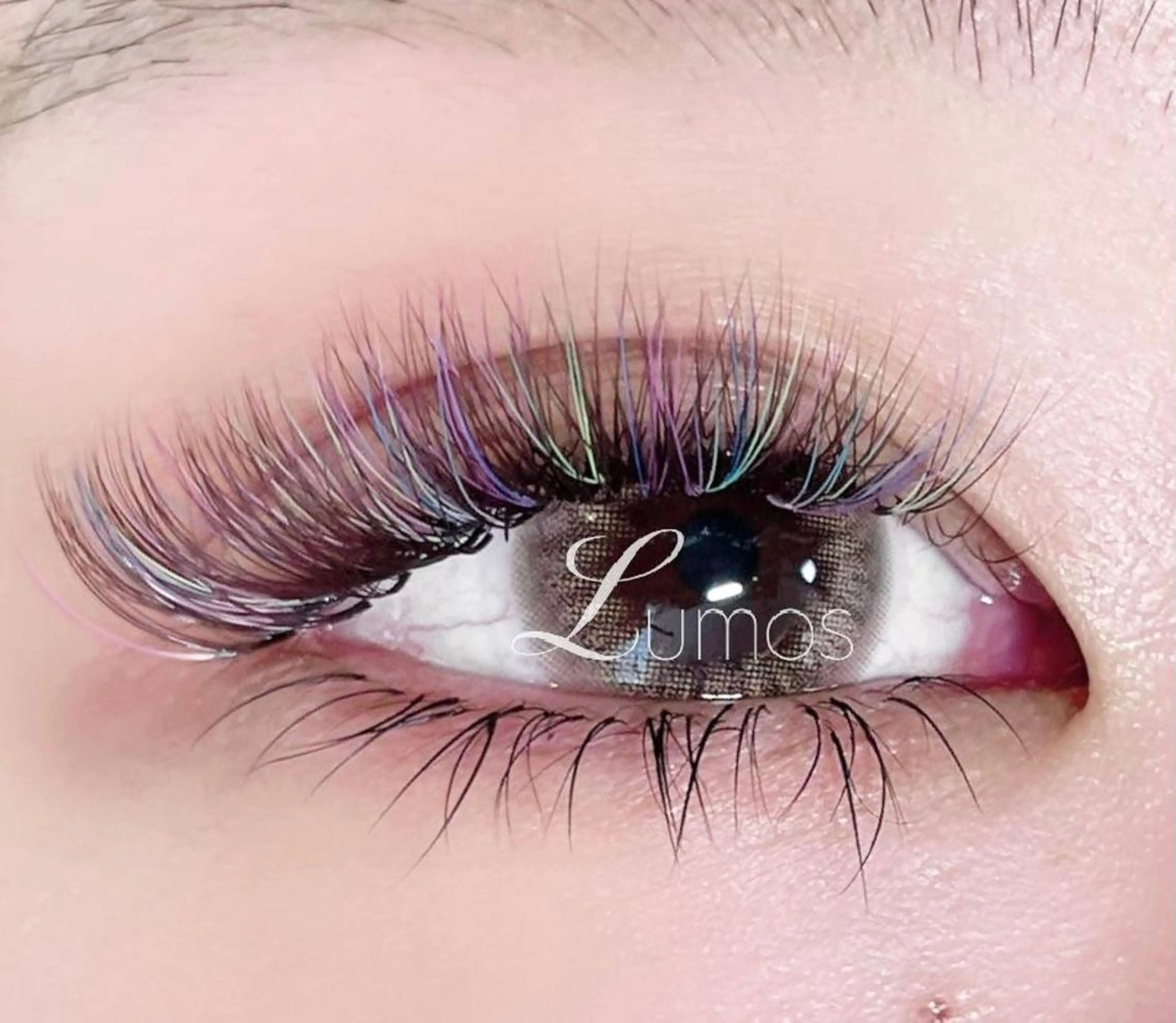 マツエク・マツパ ボリュームラッシュ マツエク Lumos nail&eyelash所属・Lumos Ayakaのマツエク・マツパデザイン