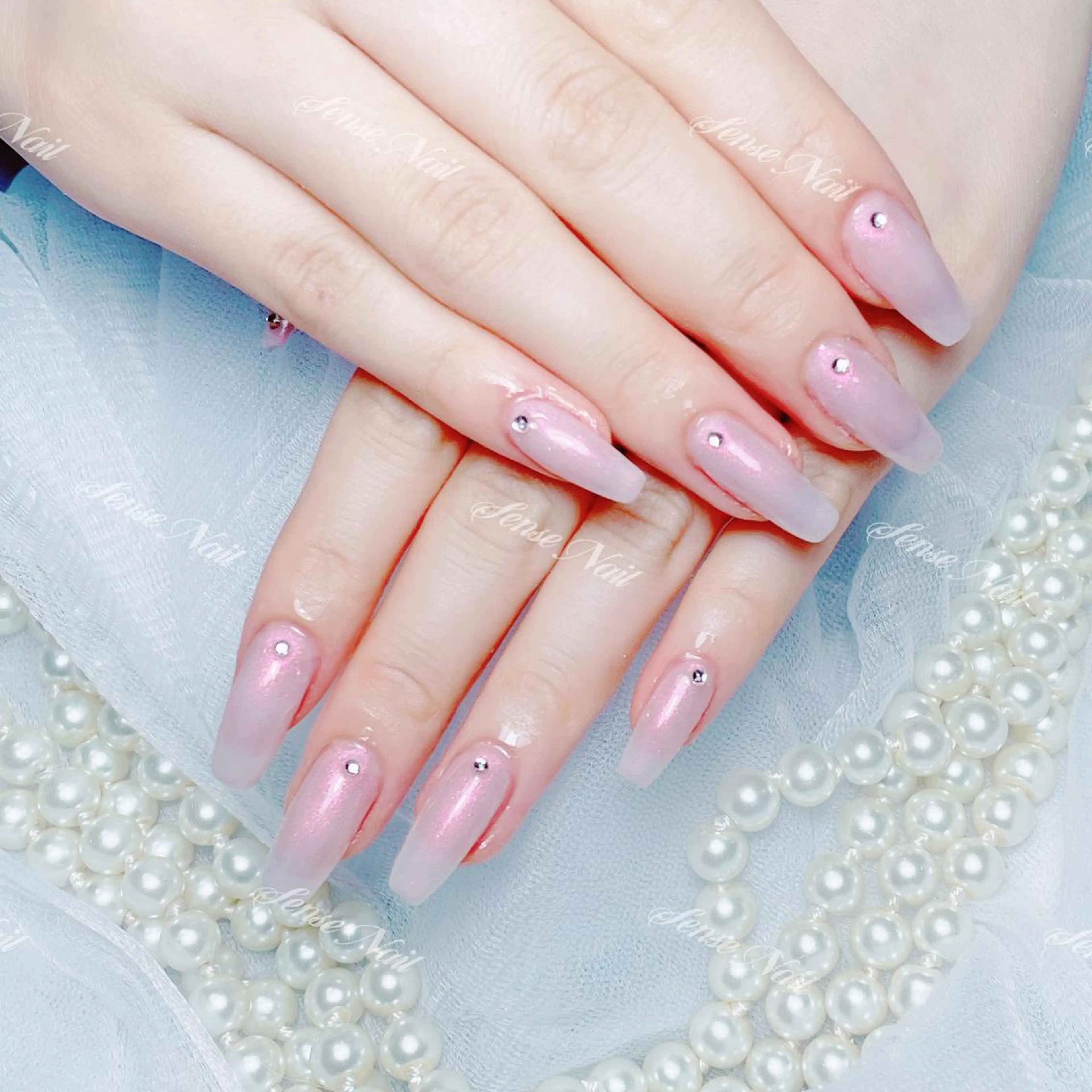 ネイル ハンドネイル ハンドケア Feinn Ink💕のネイルデザイン