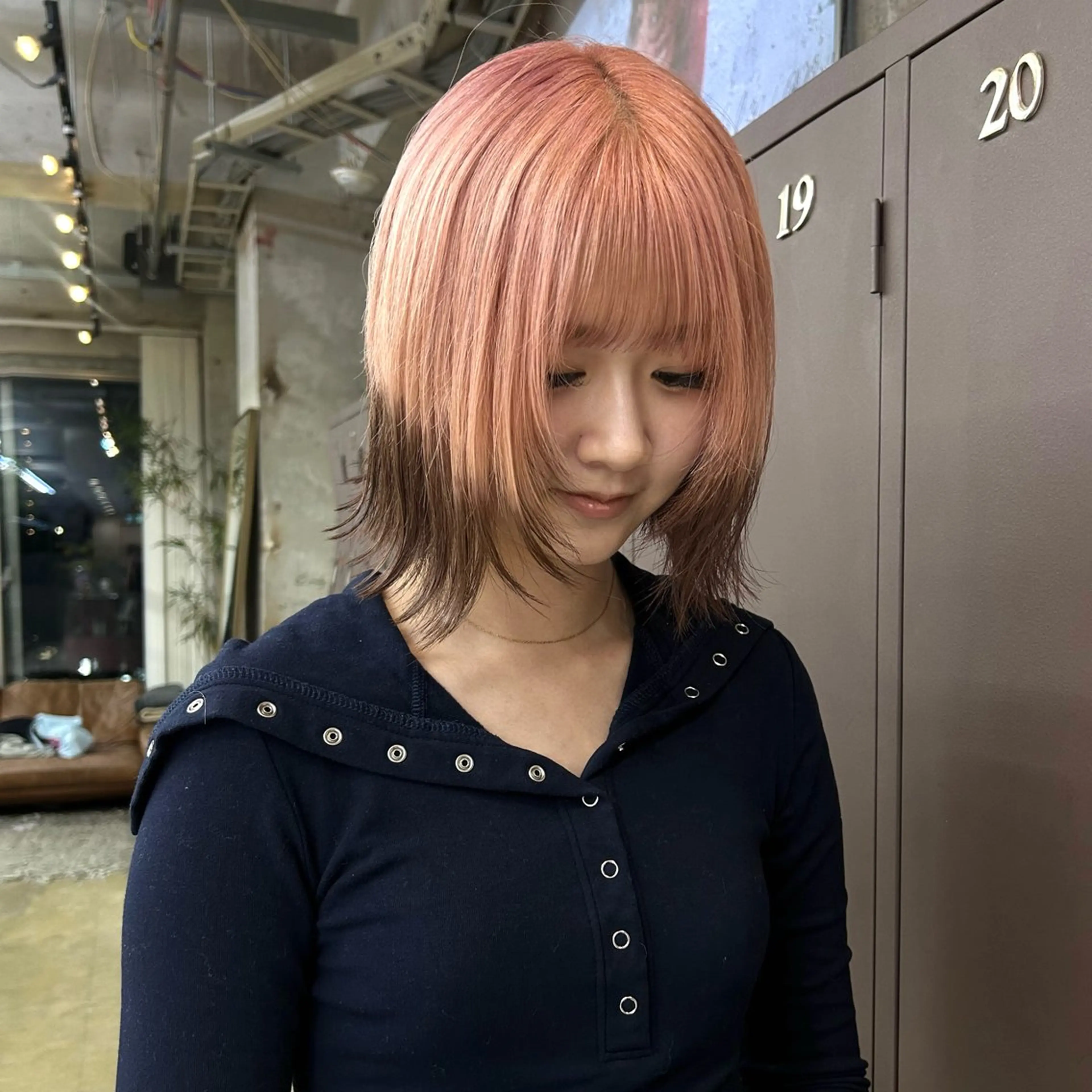 ミディアム カラー ピンクカラー ヘアカラー 伊藤ほのか /ショート/パーマのヘアスタイル