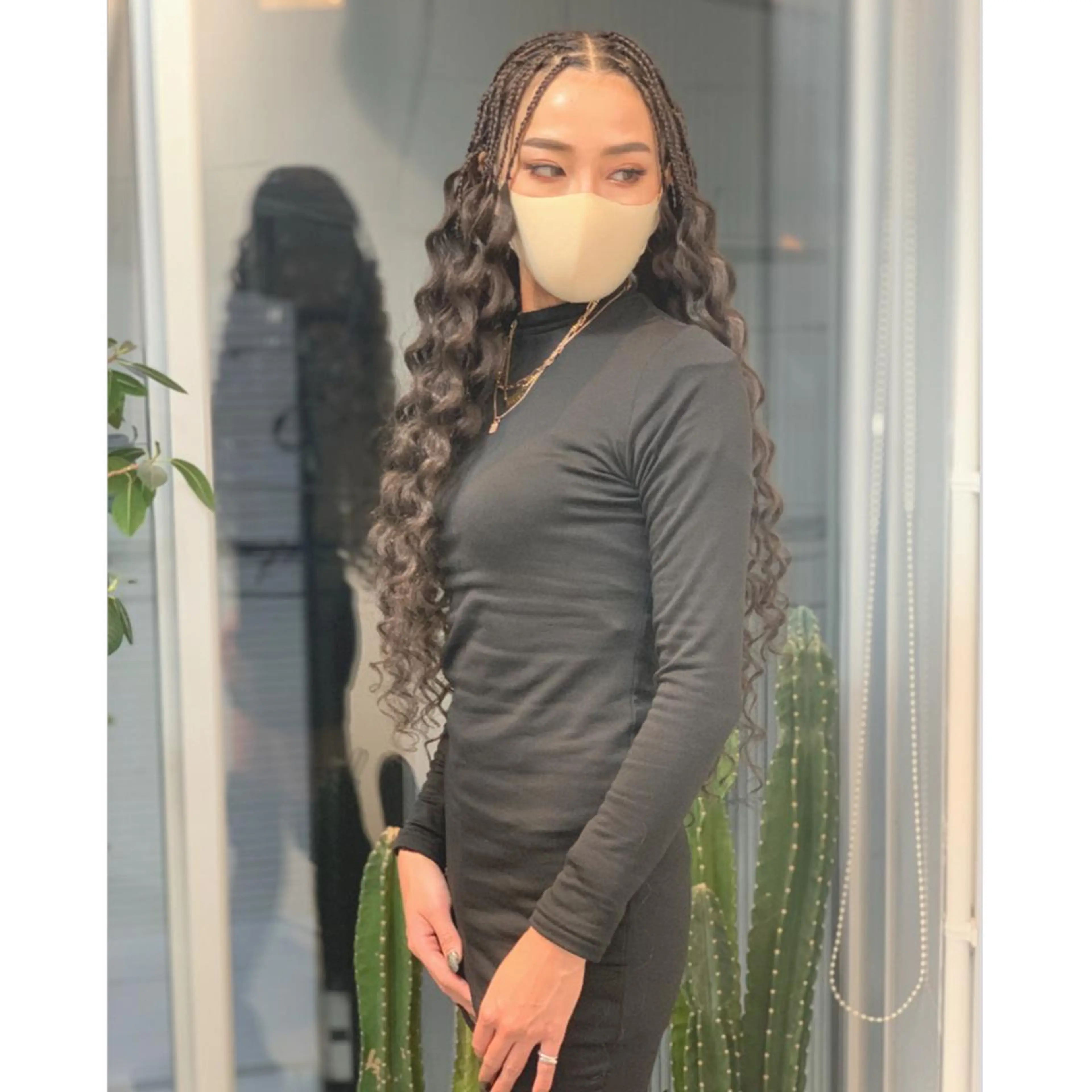 持ち込みエクステで編むブレイズコーンロウドレッド1時間6600円​〜​の写真