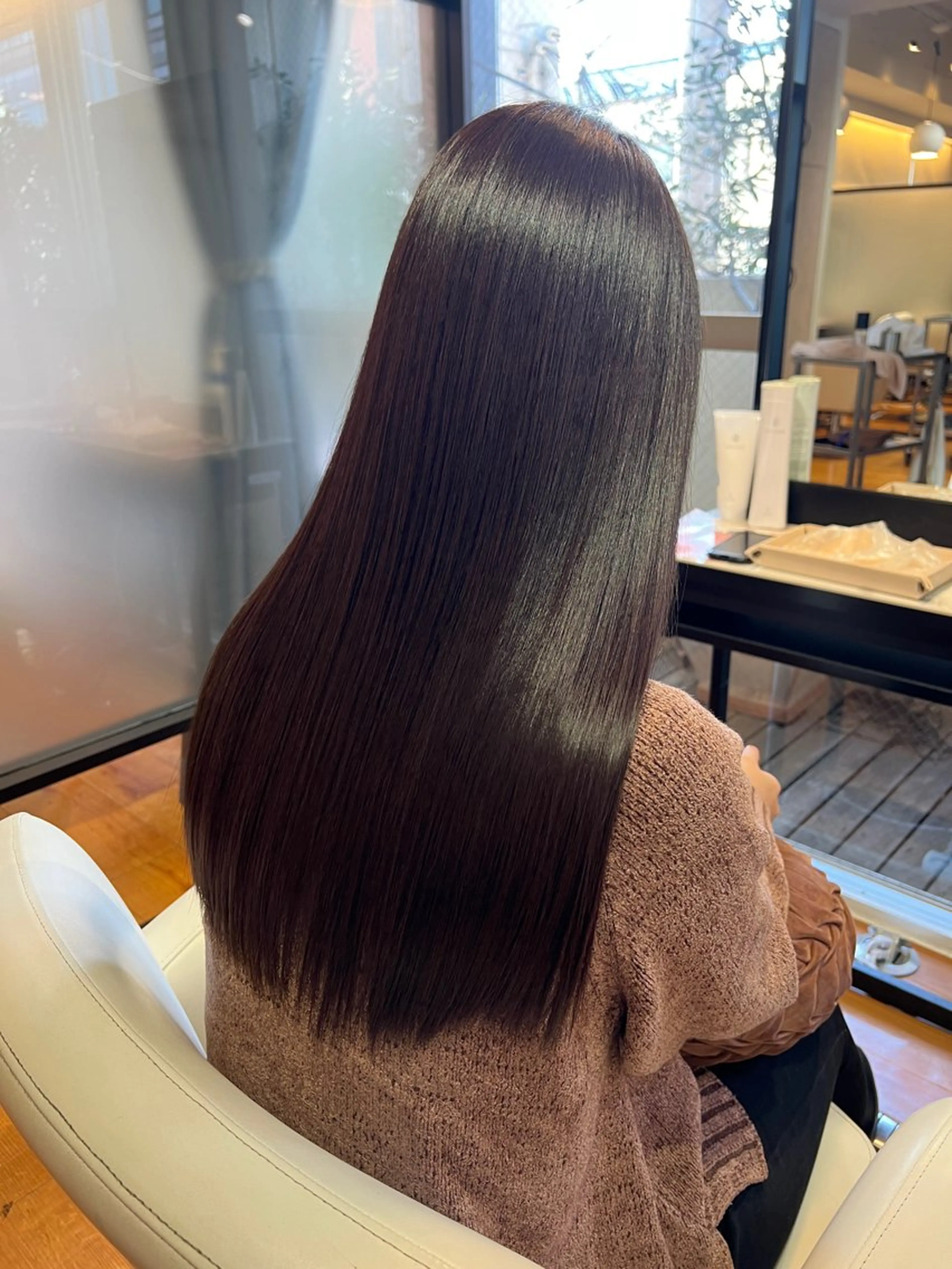 【平日限定・縮毛矯正】カット＋プレミアム艶髪ストレートの写真