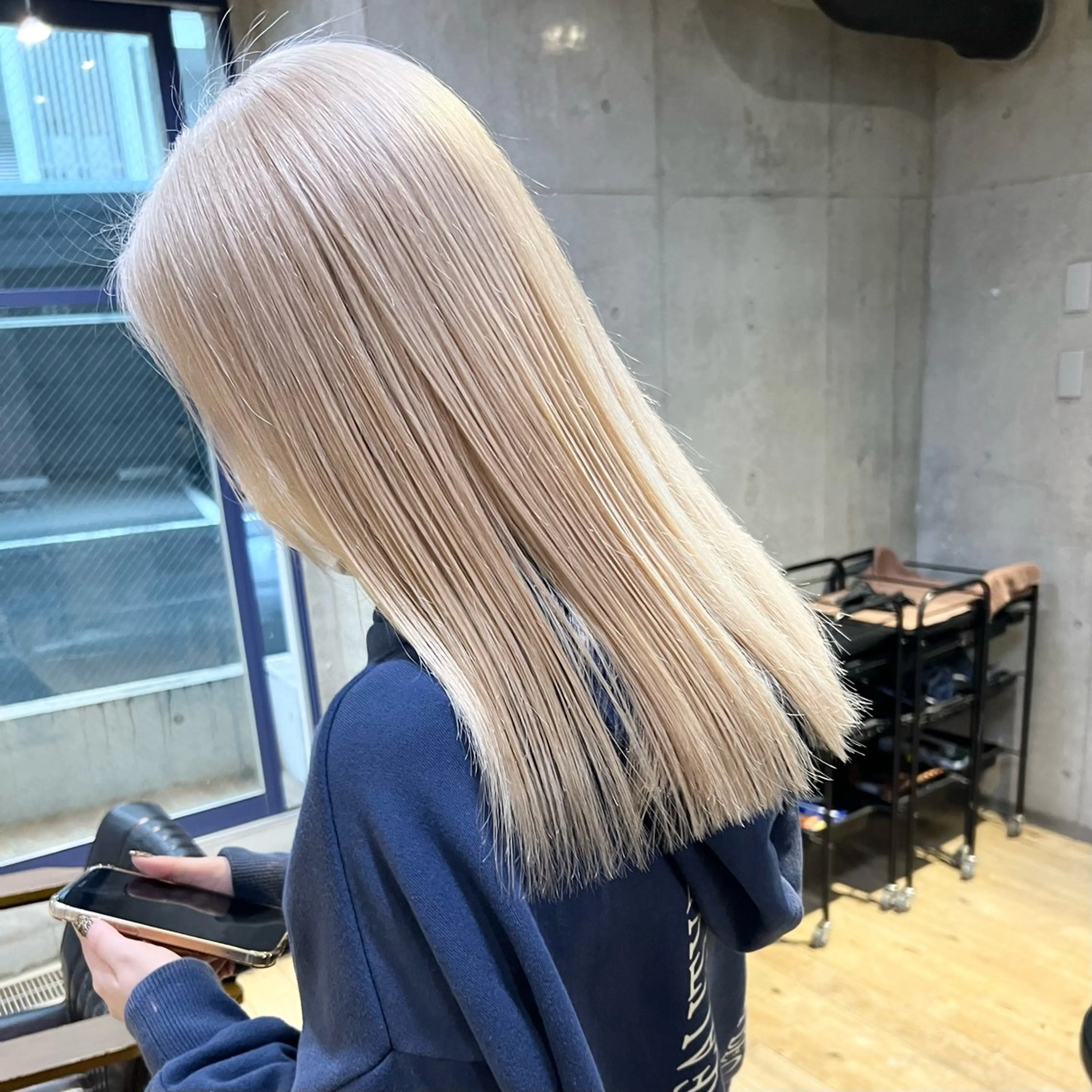 ミディアム ⭐️横浜ブリーチ特化 美容師　堤涼⭐️のヘアスタイル