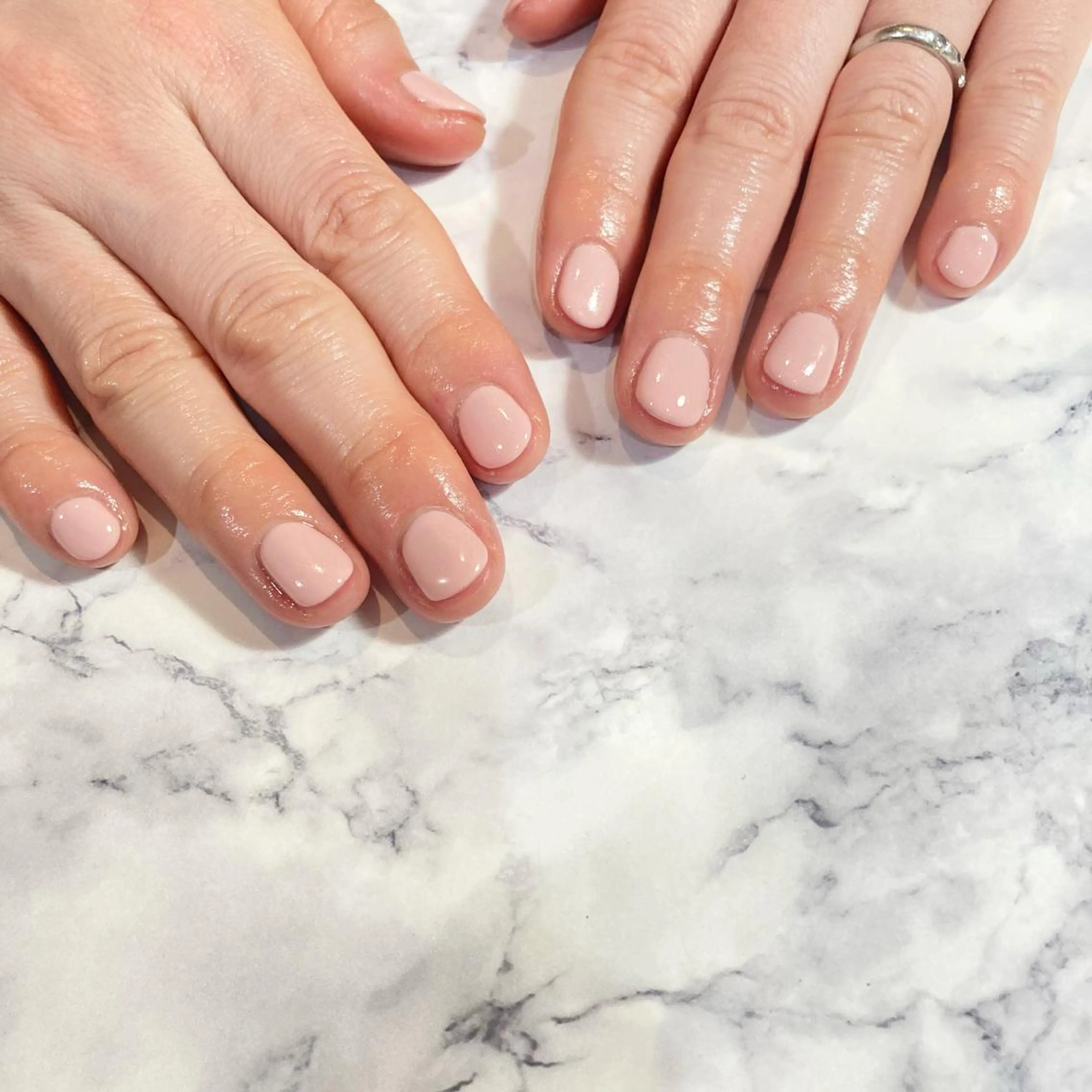 ネイル Nail & Epi  salon lapis所属・乃木坂六本木 ラピスＹＵＫＩのネイルデザイン