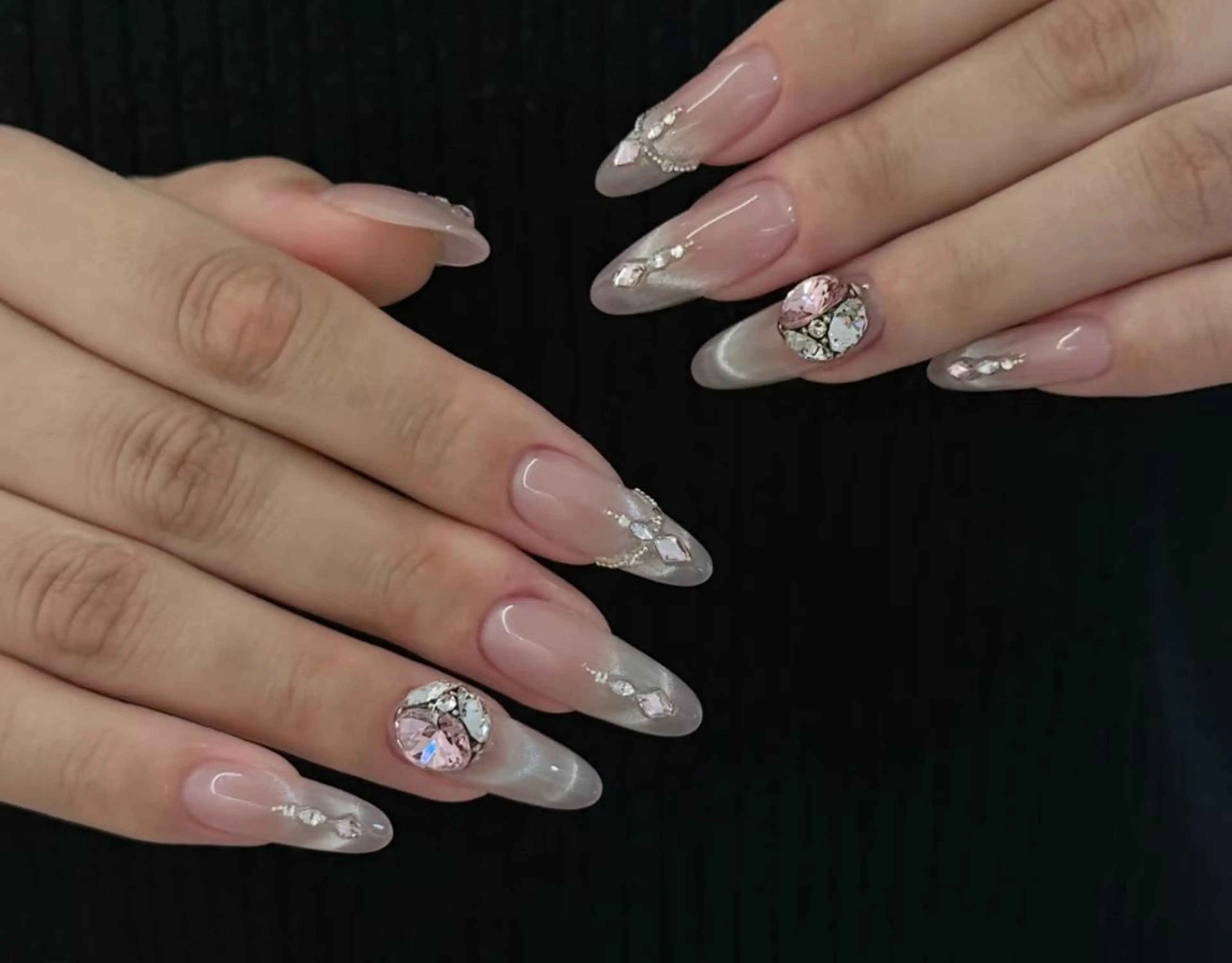 ネイル ハンドネイル ハンドケア 🍑 momo_nailのネイルデザイン