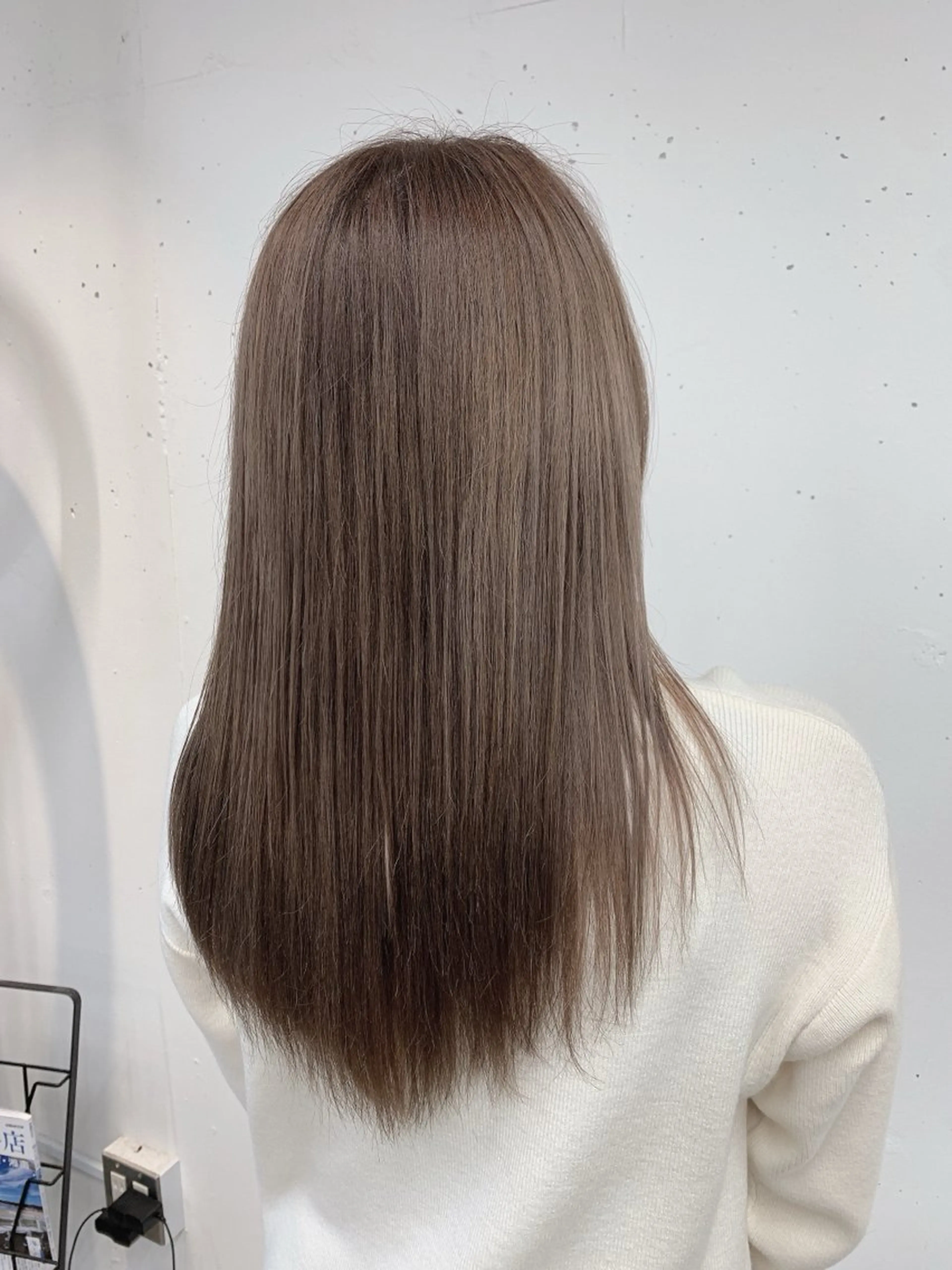 セミロング ハイライト レイヤーカット ヘアカラー わたる /カットモデル募集のヘアスタイル