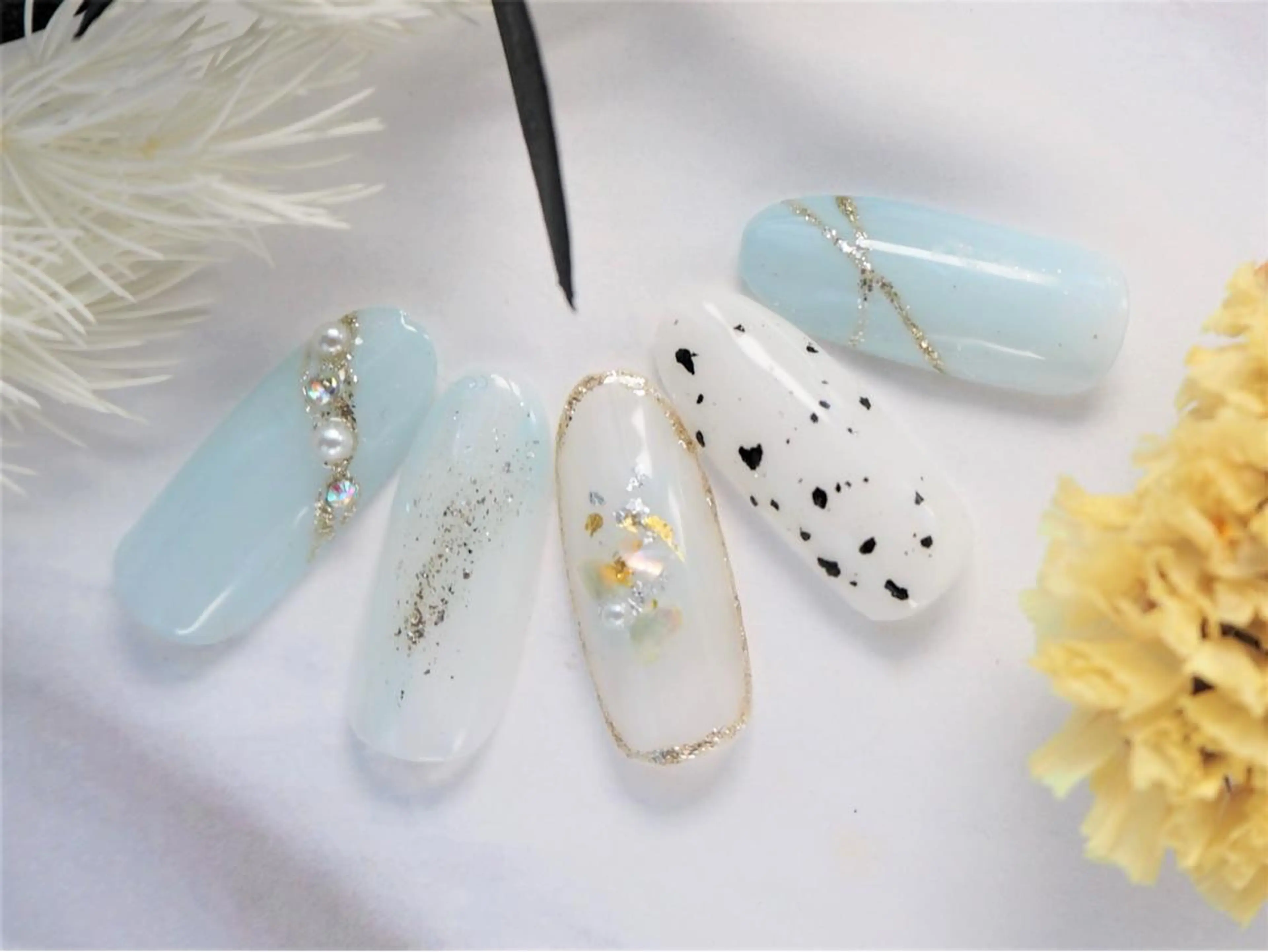 ネイル ハンドネイル ハンドケア ビューティーサロン ヘゼリヒのネイルデザイン