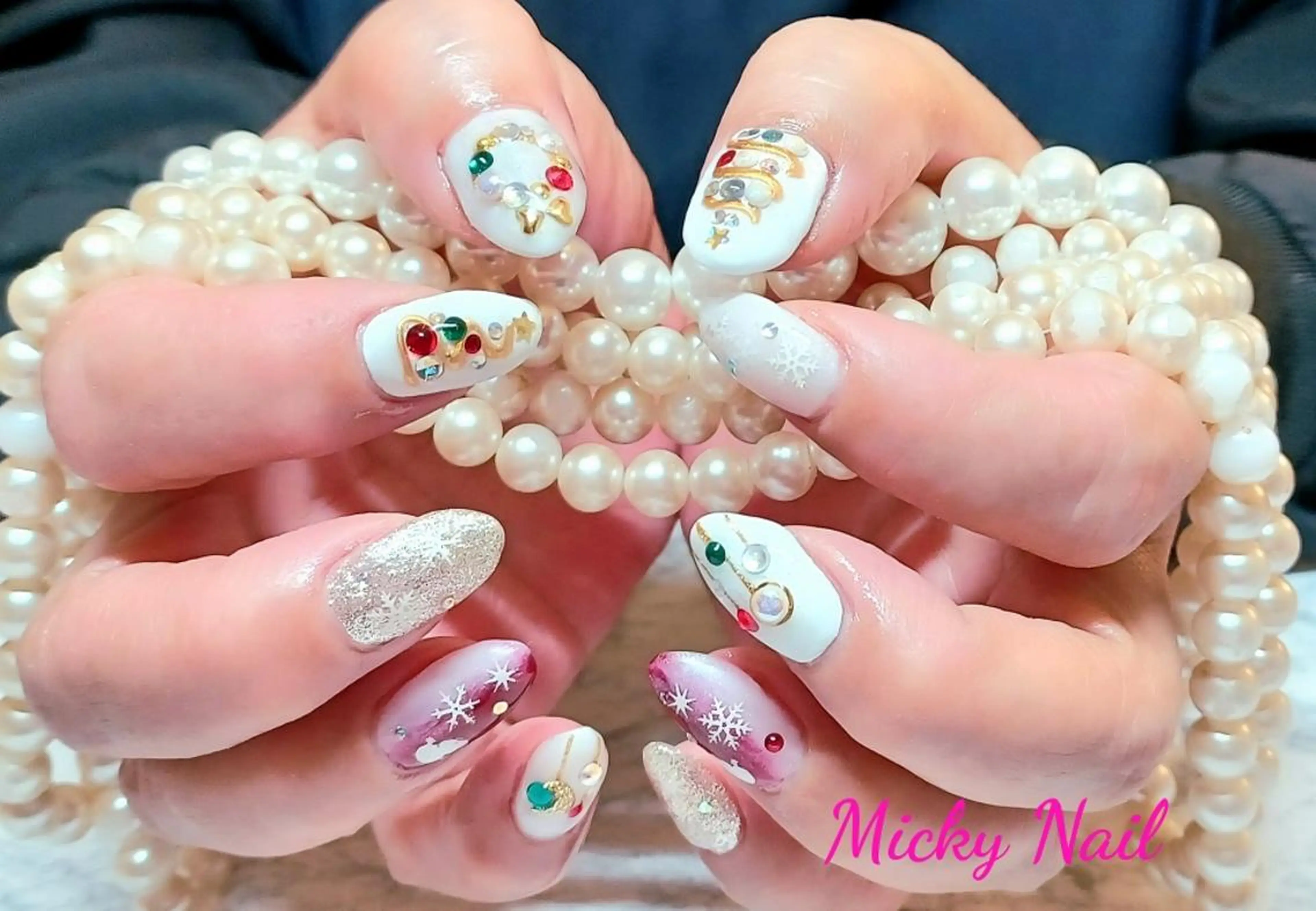 ミディアム ネイル クリスマス 冬ネイル クリスマス Micky nail chikushinoのネイルデザイン