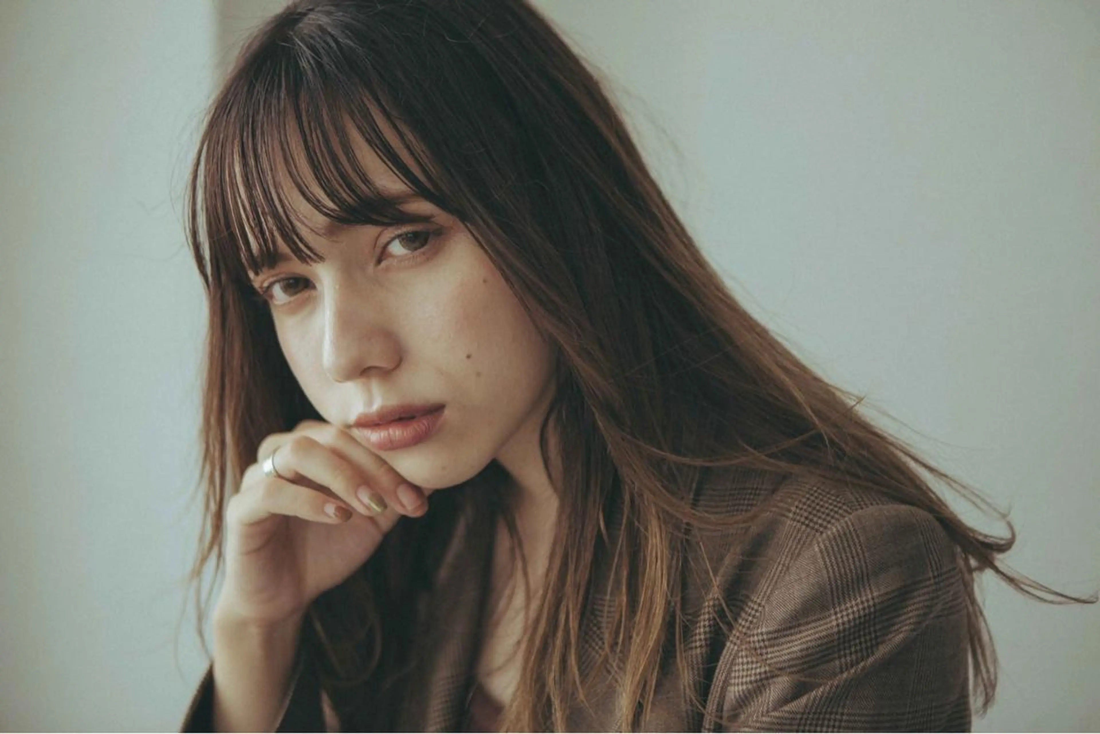 ロング カラー 小島 寧心のヘアスタイル