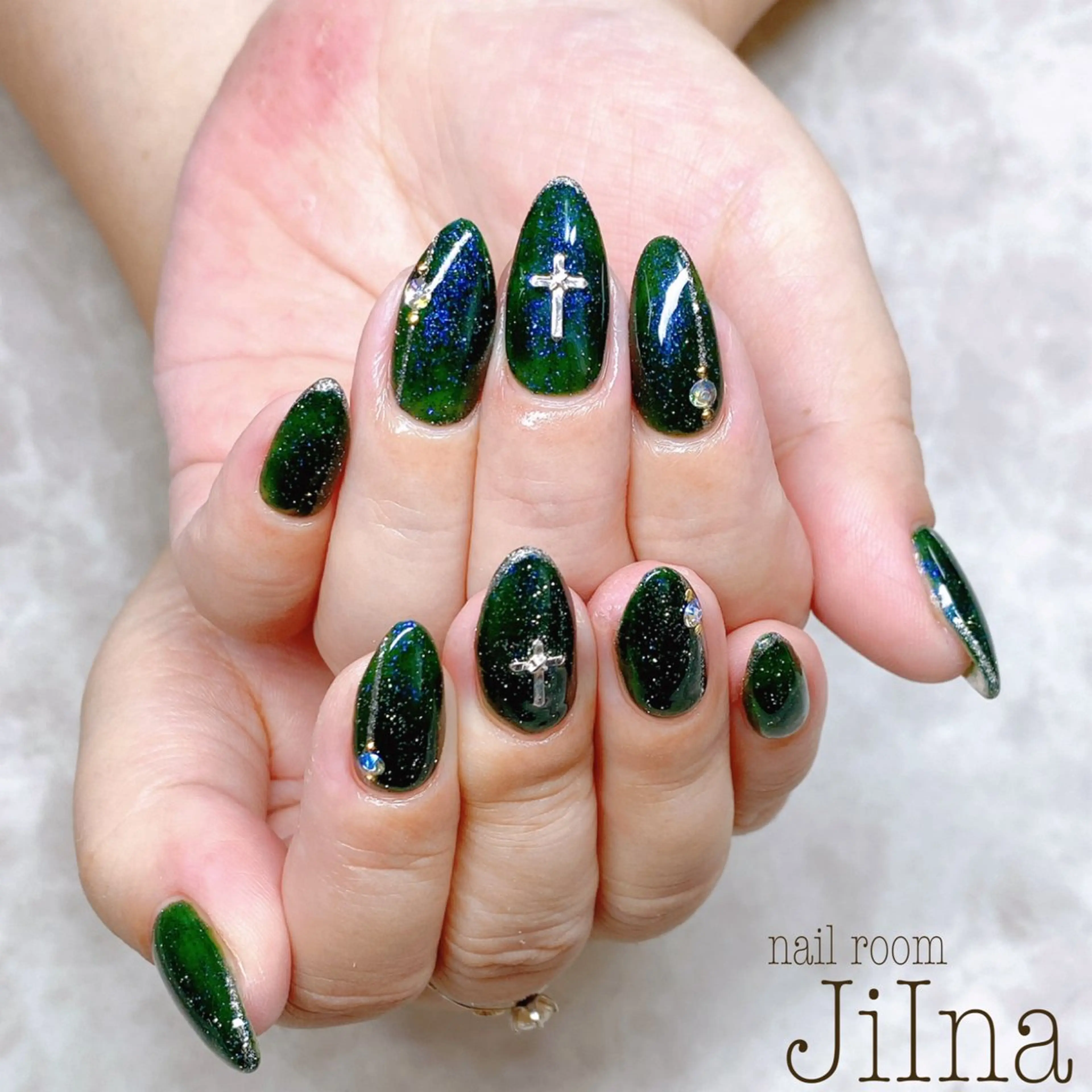 ネイル JiIna nailのネイルデザイン