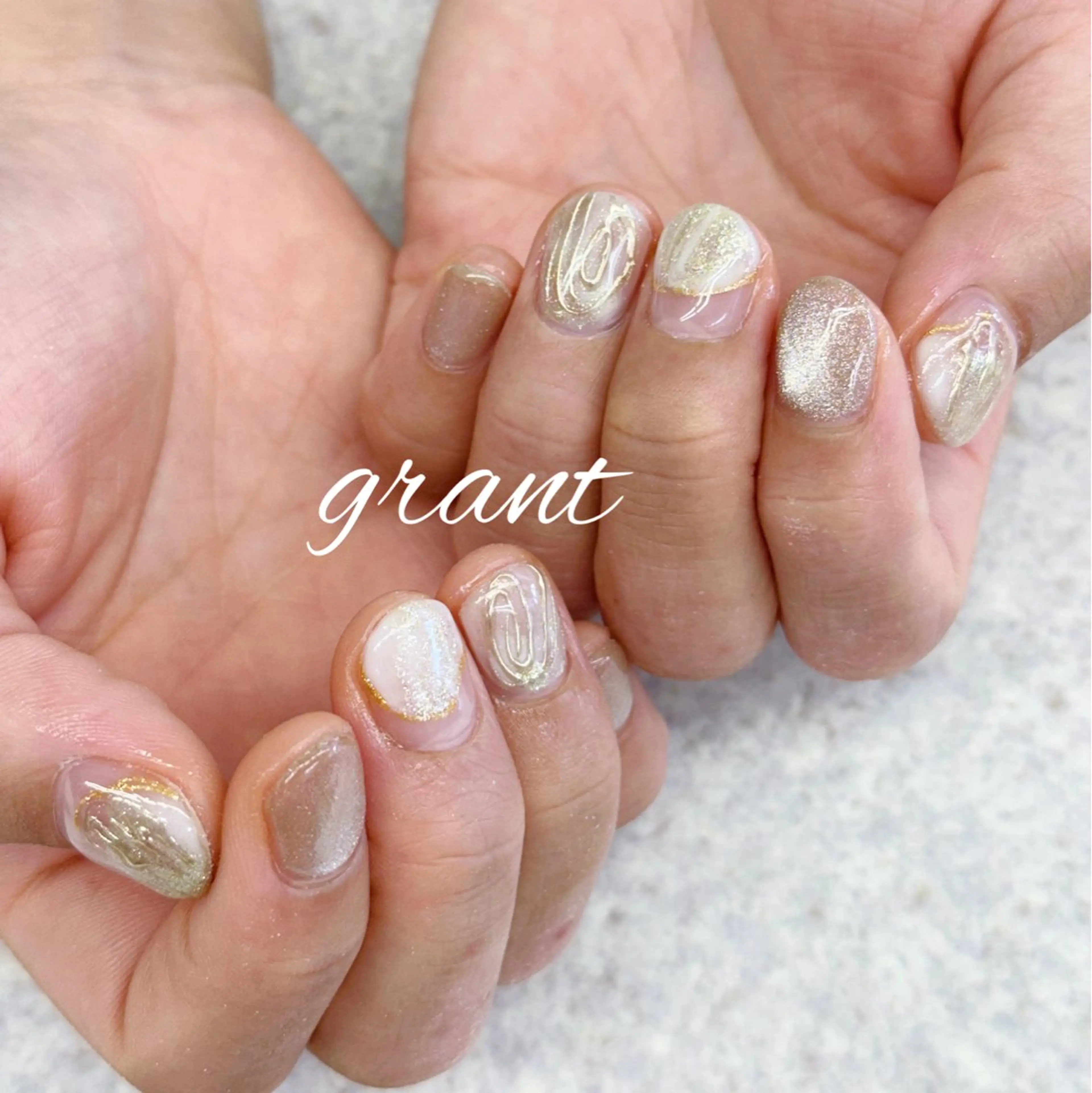 ネイル マグネットネイル ミラーネイル ハンドネイル nail salon grant所属・nailsalon grantのネイルデザイン