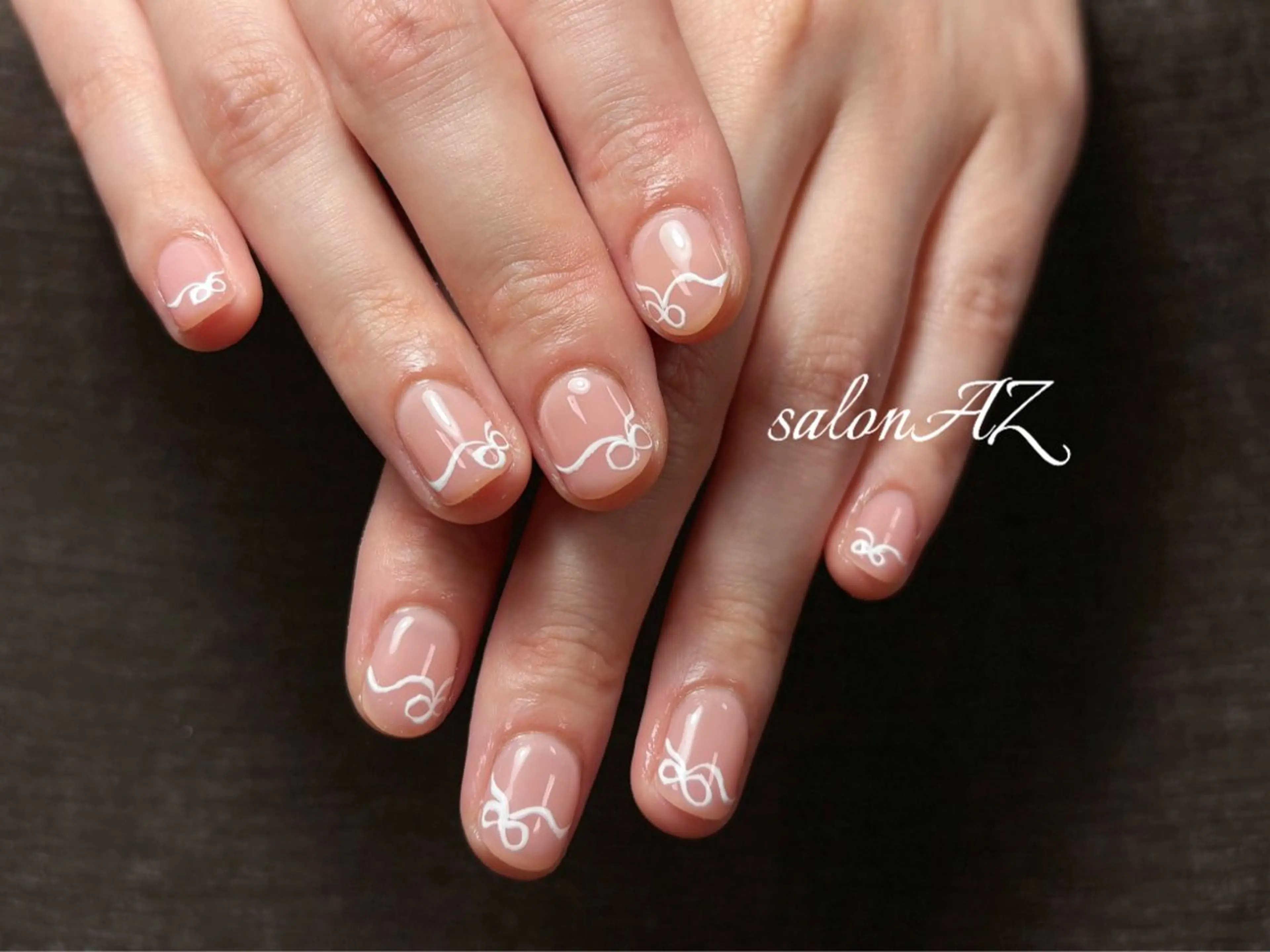 ネイル アートネイル 長さ出し フットネイル フレンチネイル ジェルネイル salon AZのネイルデザイン