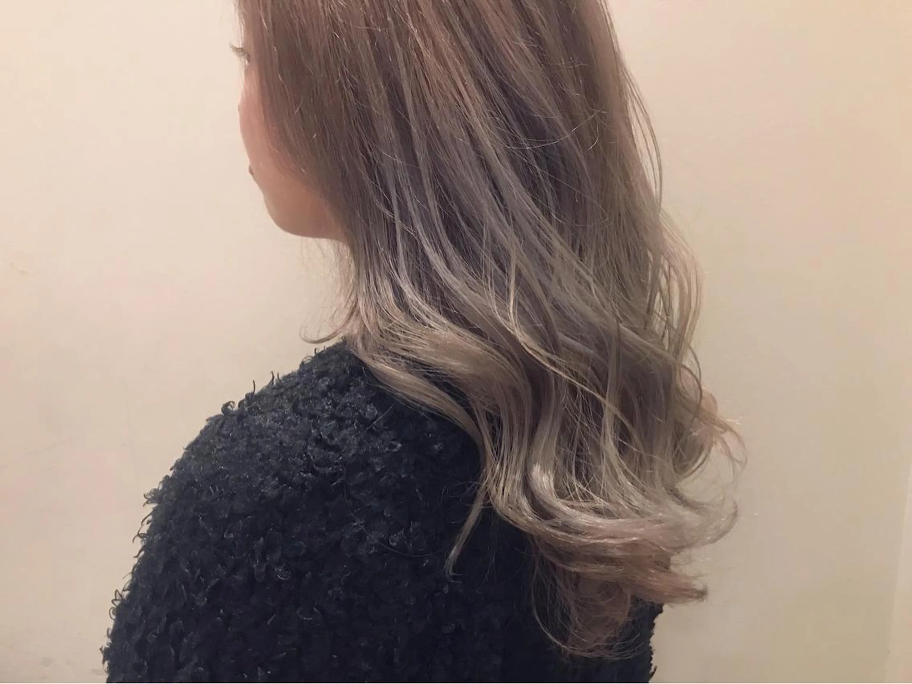 セミロング カラー グレージュ 大阪福島 韓国まつげ Sayaka🤍🐩のマツエク・マツパデザイン