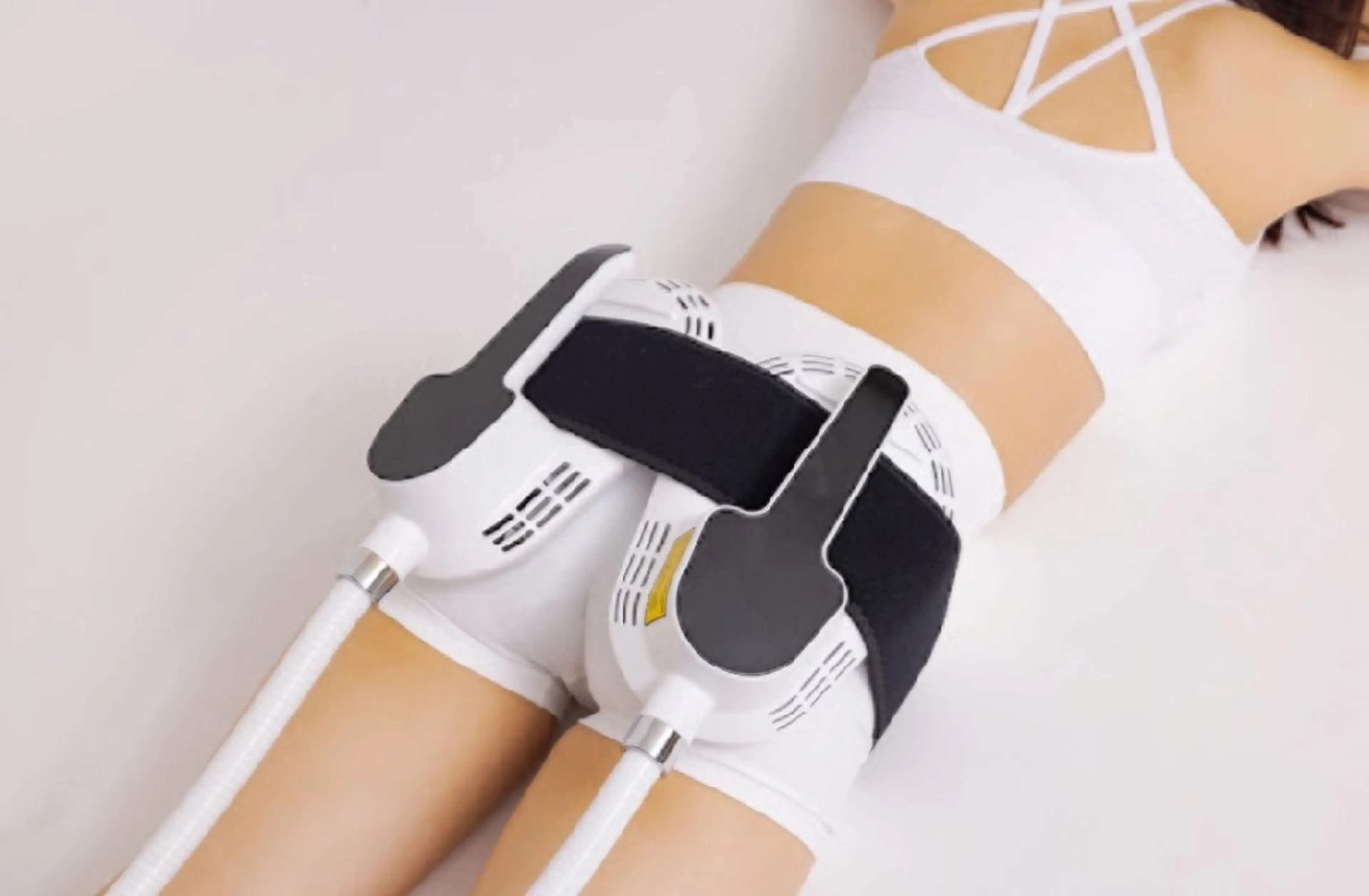 【20分で5万回の筋収縮★寝ながら筋トレ】電磁波パルス1部位30分コース◎14940円→4900円の写真