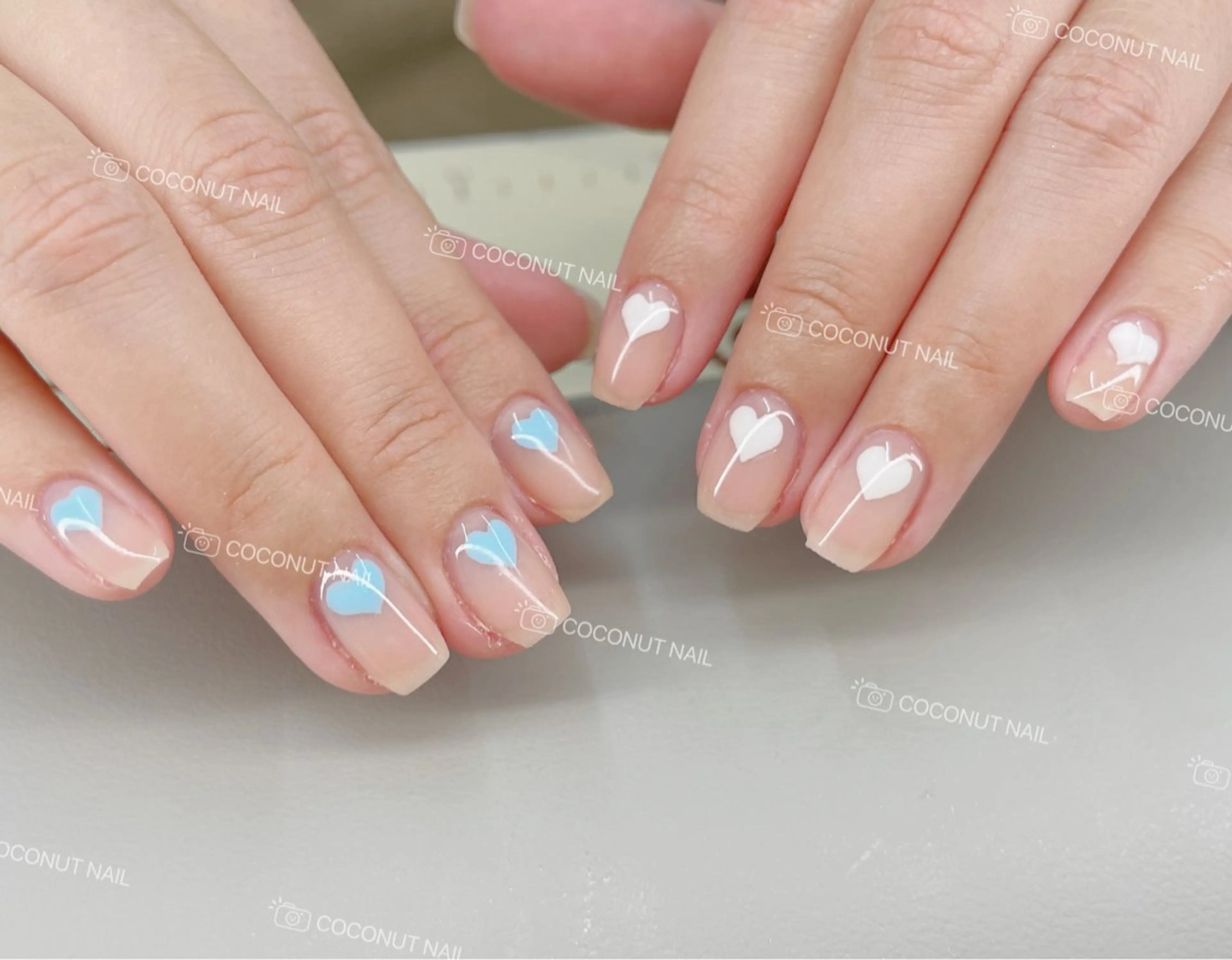 ネイル シンプルネイル ハンドネイル 神田 ココナッツのネイルデザイン