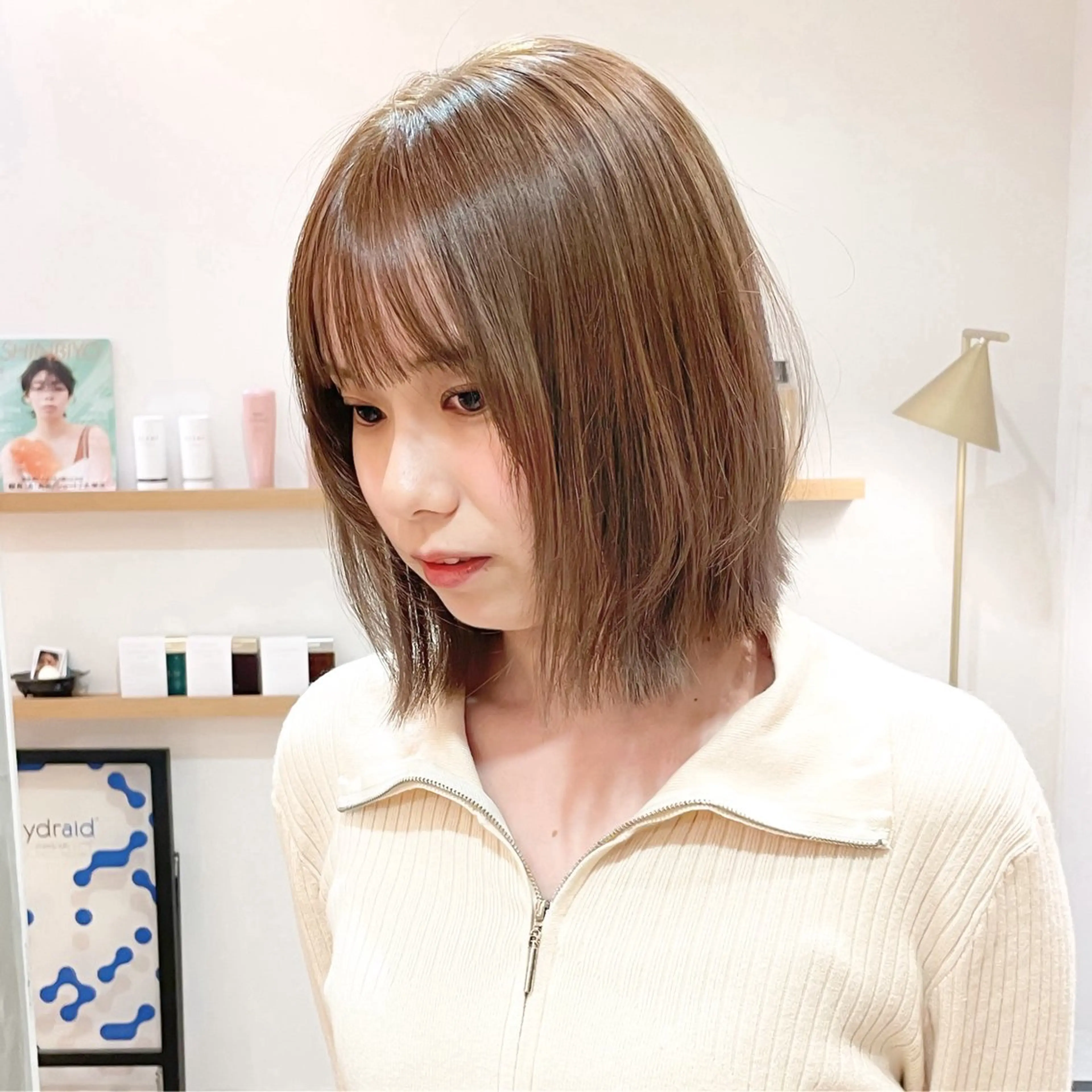 ショート カット ヘアカラー 似合わせ/ベージュ /レイヤー/りほ🤍のヘアスタイル