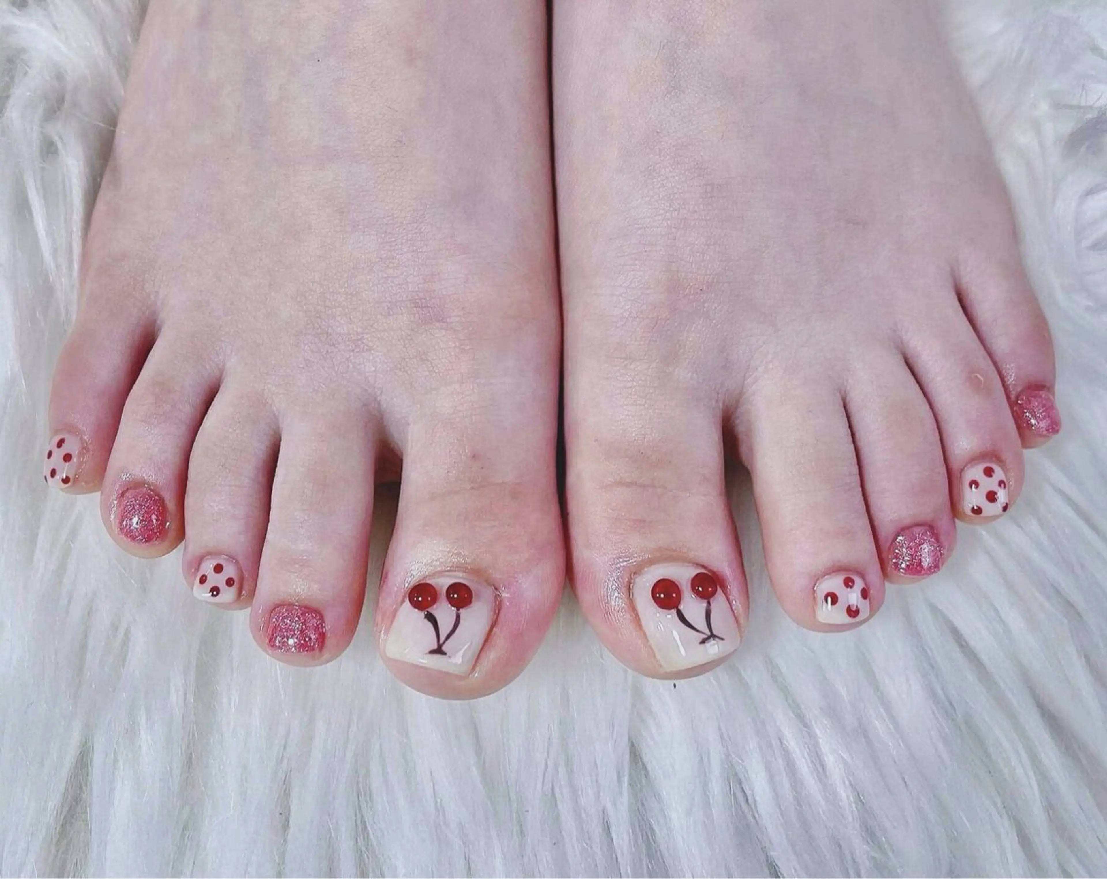 ネイル フットネイル ジェルネイル 韓国ネイル マグネットネイル 持ち込み フットネイル Akiko ネイルサロン所属・AKIKO ネイルサロンのネイルデザイン