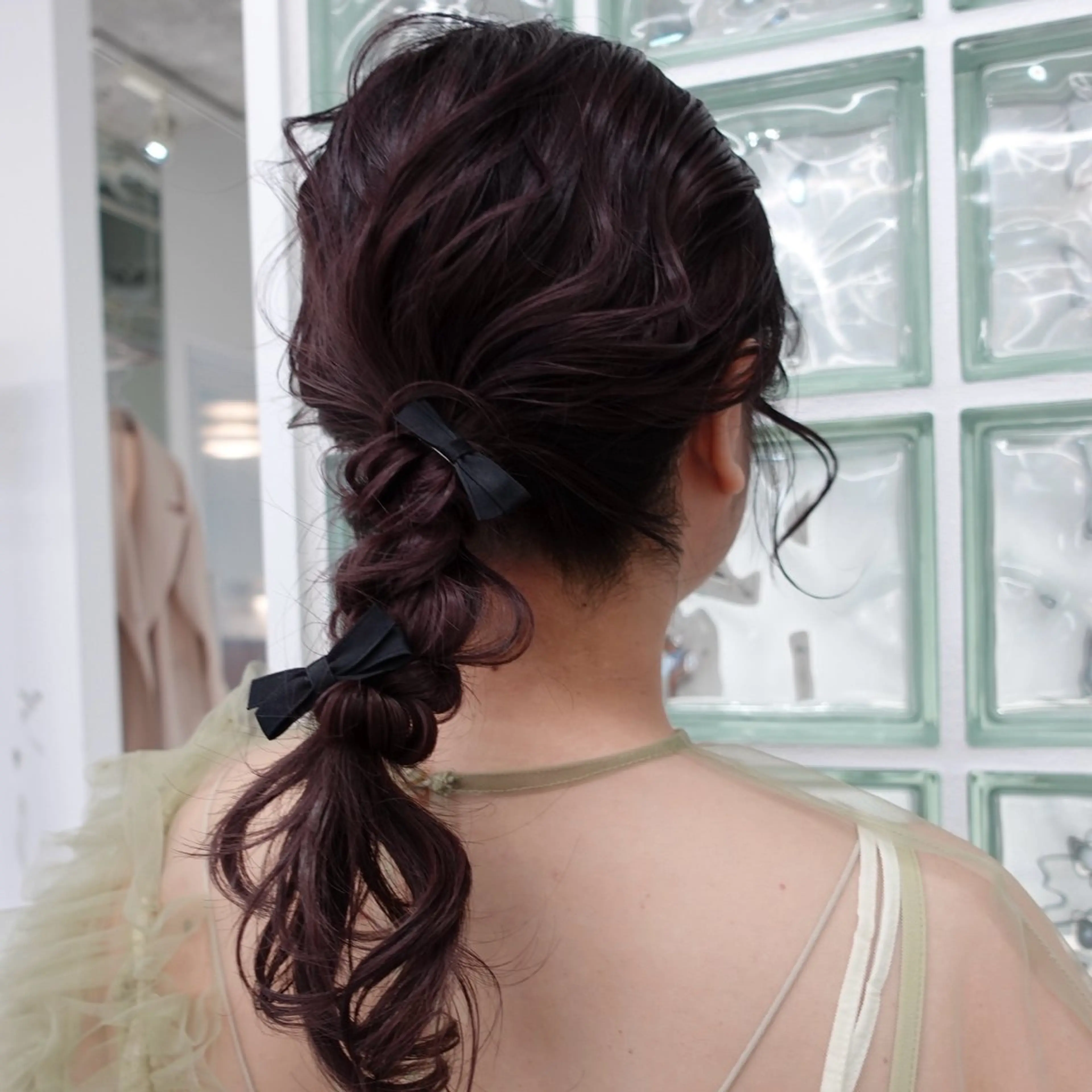 ミディアム ヘアアレンジ ヘアセット 🌐サトウ リョウ🌐のヘアスタイル