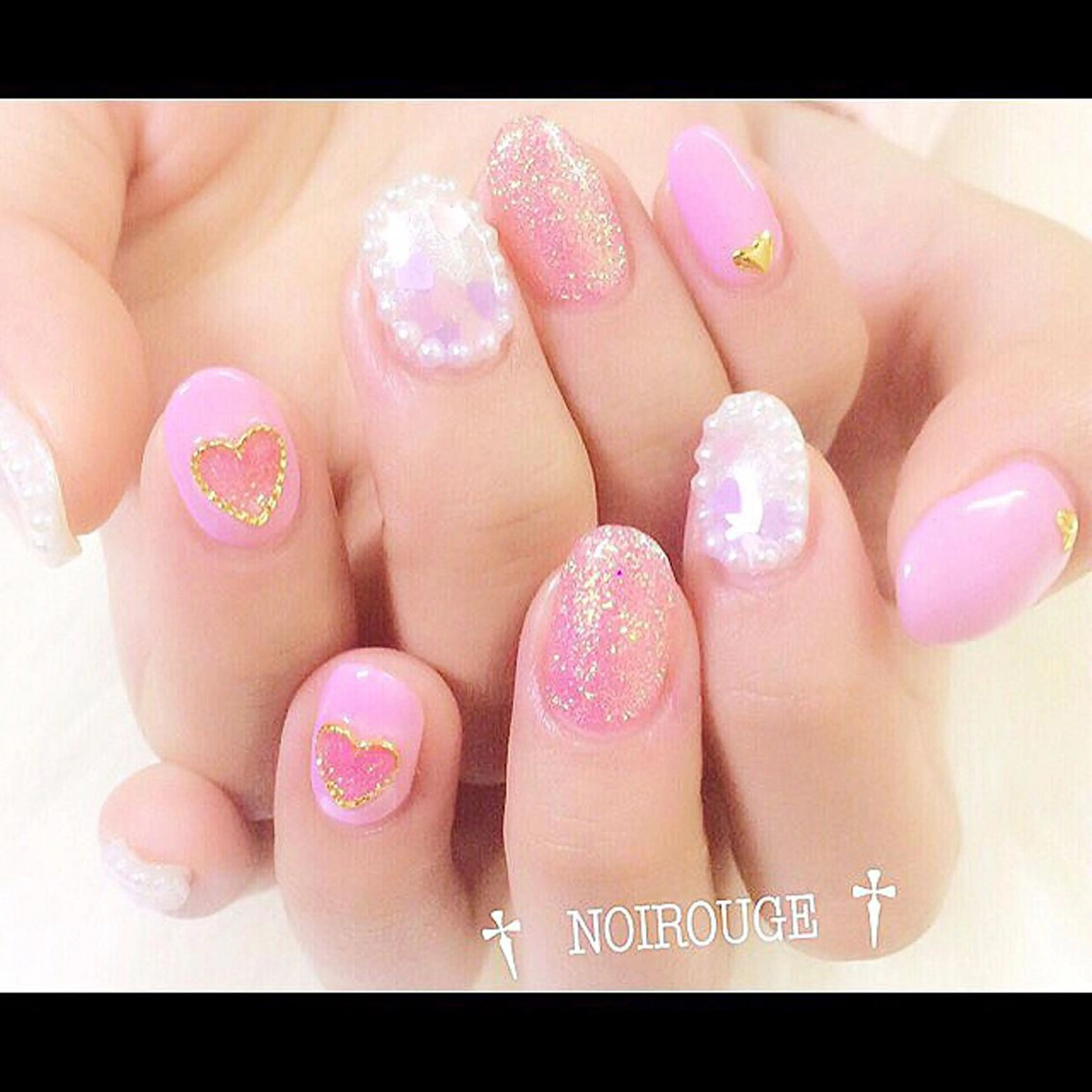 ネイル NOIROUGE所属・NOI ROUGEのネイルデザイン