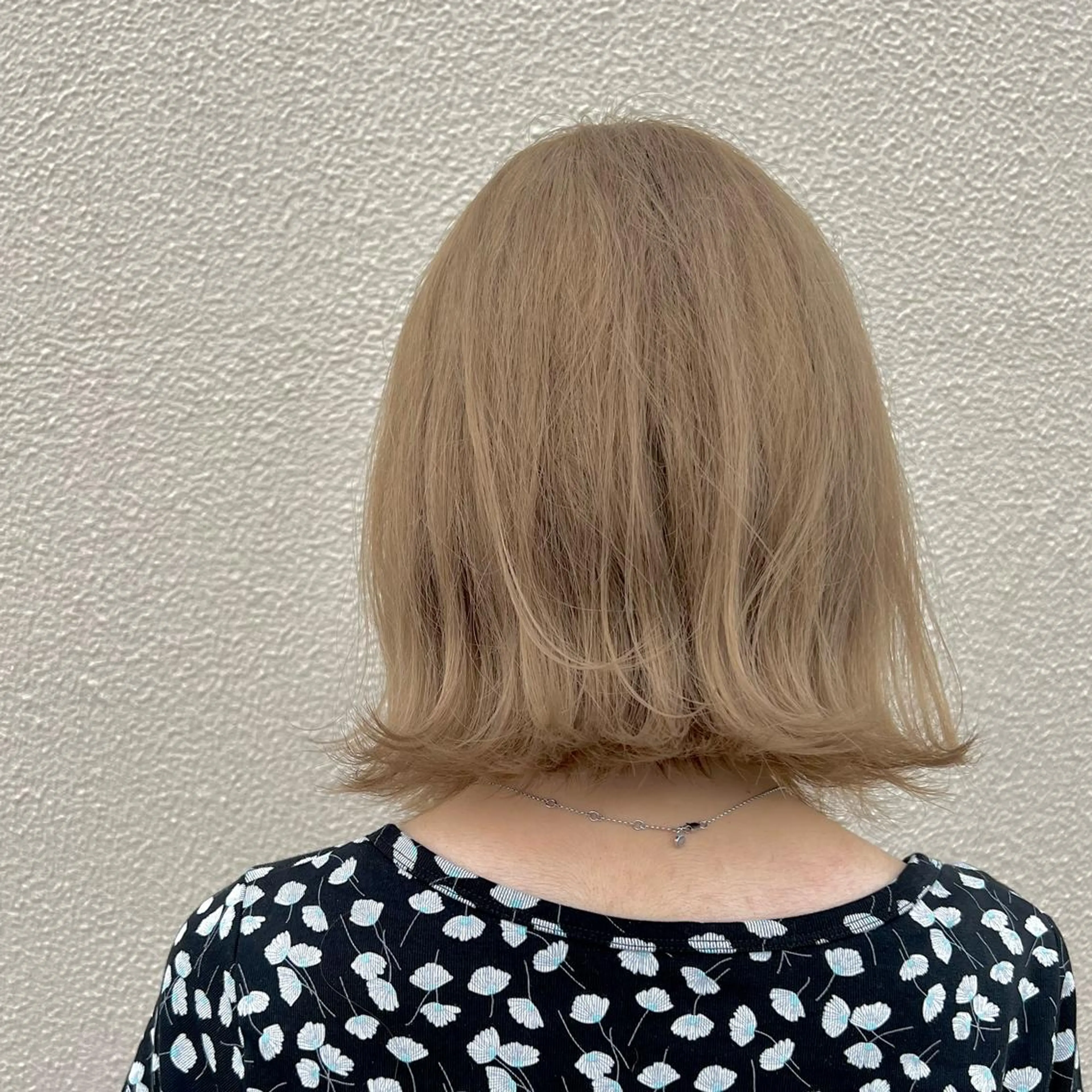 ミディアム カラー 顔周りレイヤー カット❄️石川瑠青のヘアスタイル