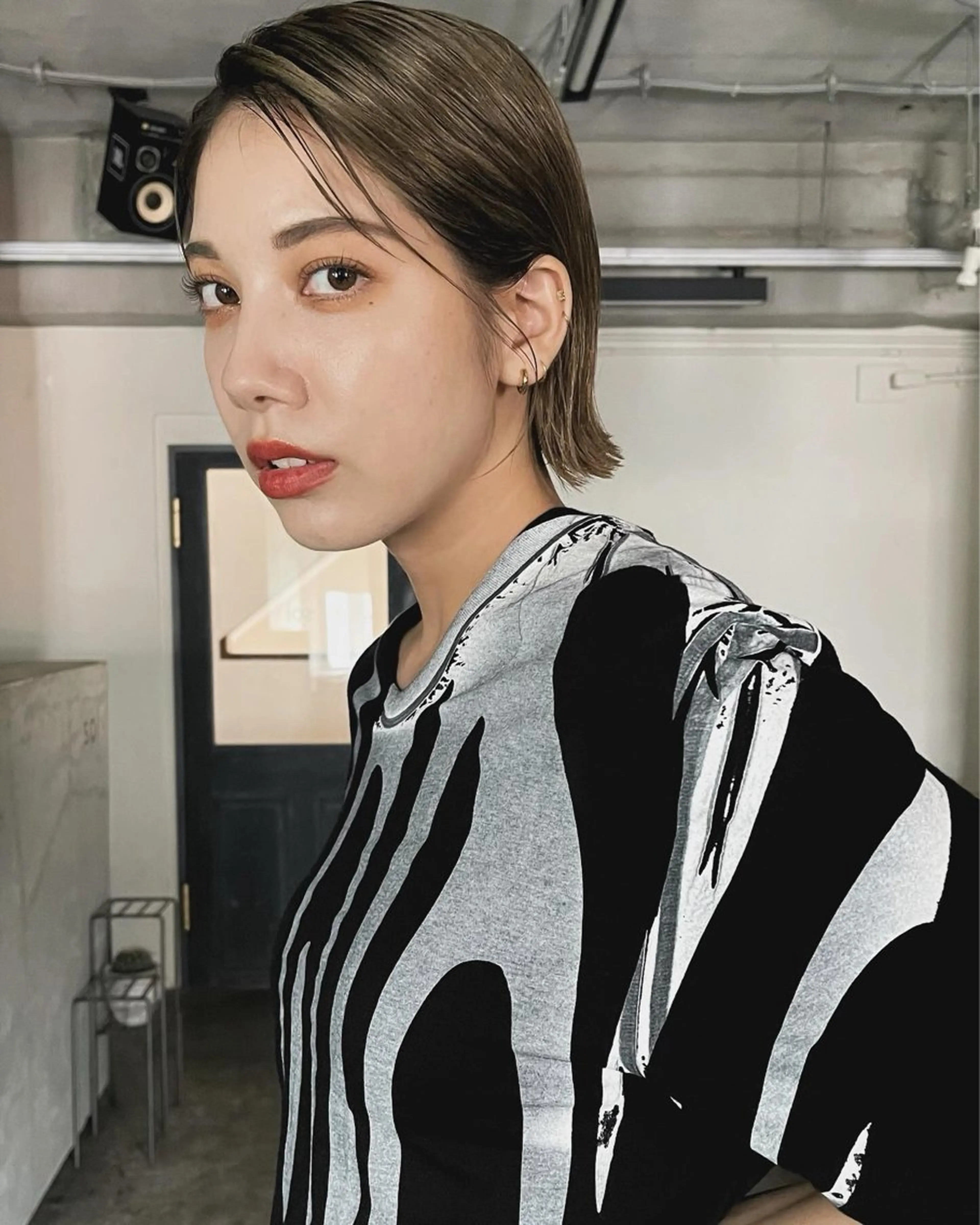 ショート カラー ボブ 外ハネヘア カット ヘアカラー トリートメント ヘアセット 安部佑哉/ハイトーン /レイヤー/グランジのヘアスタイル