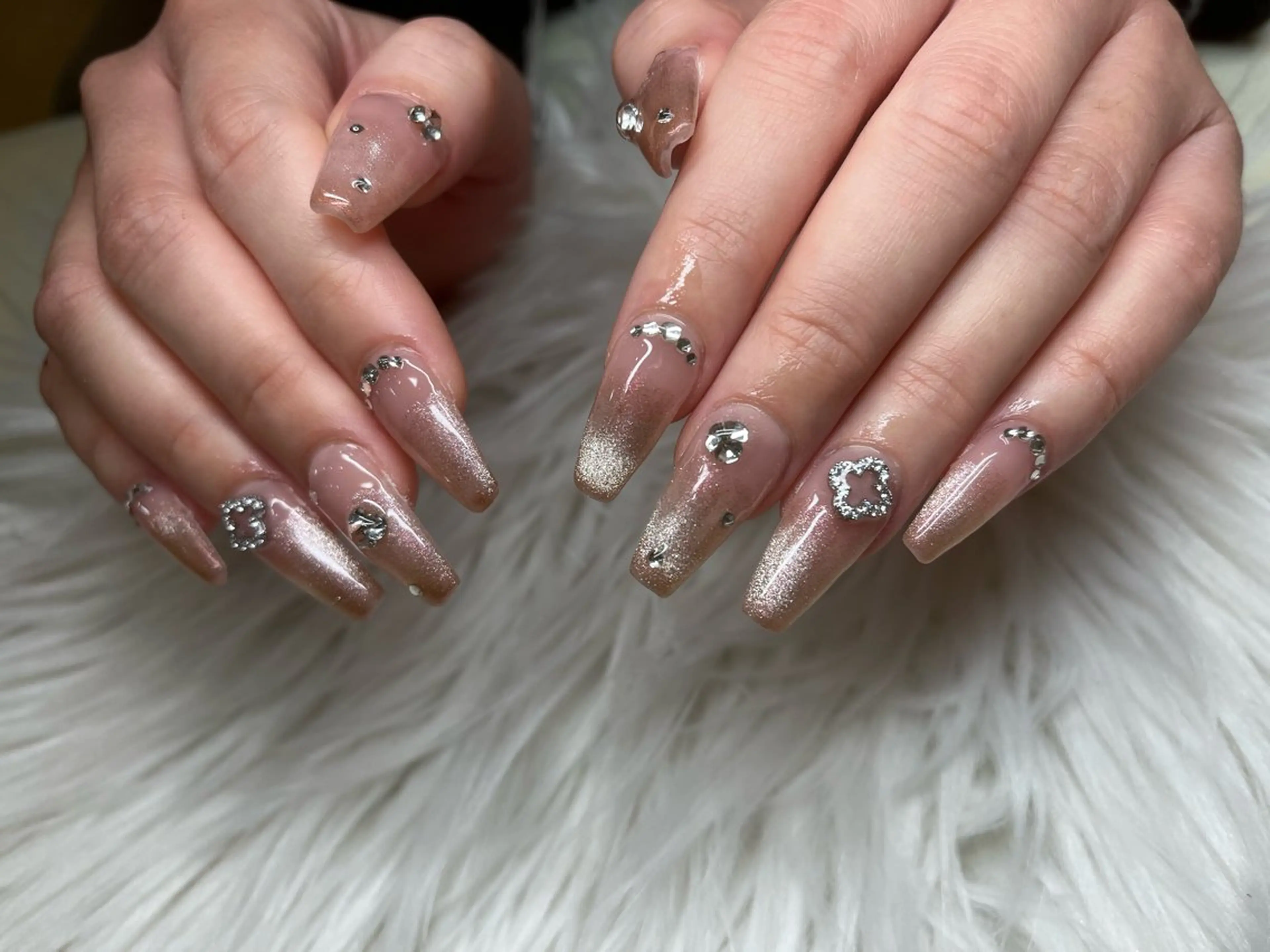 ネイル ハンドネイル SOARE🤍 🤍のネイルデザイン