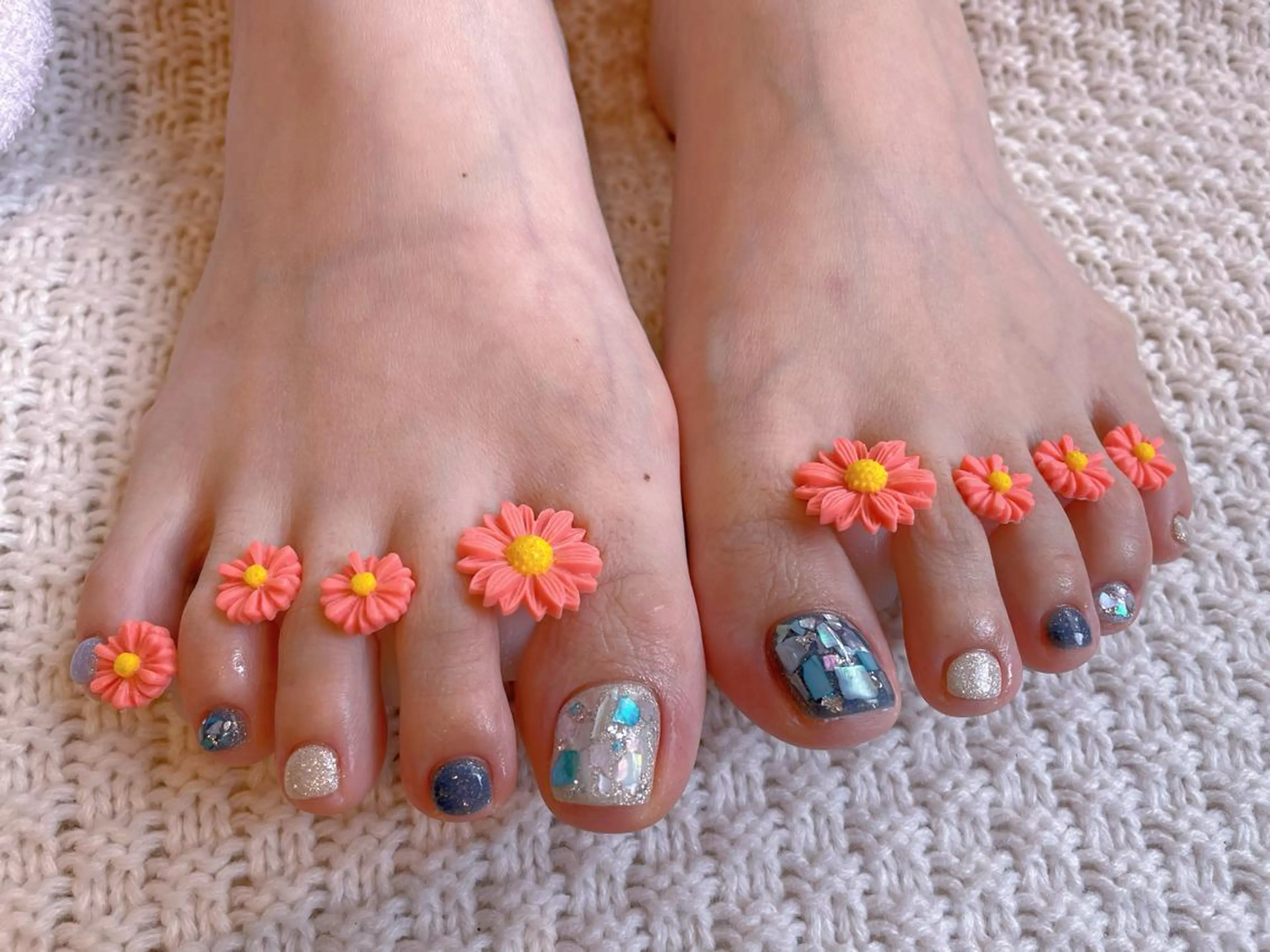 ネイル ブルー シルバー ホワイト フットネイル ネイリスト ❄️ユキ❄️のネイルデザイン