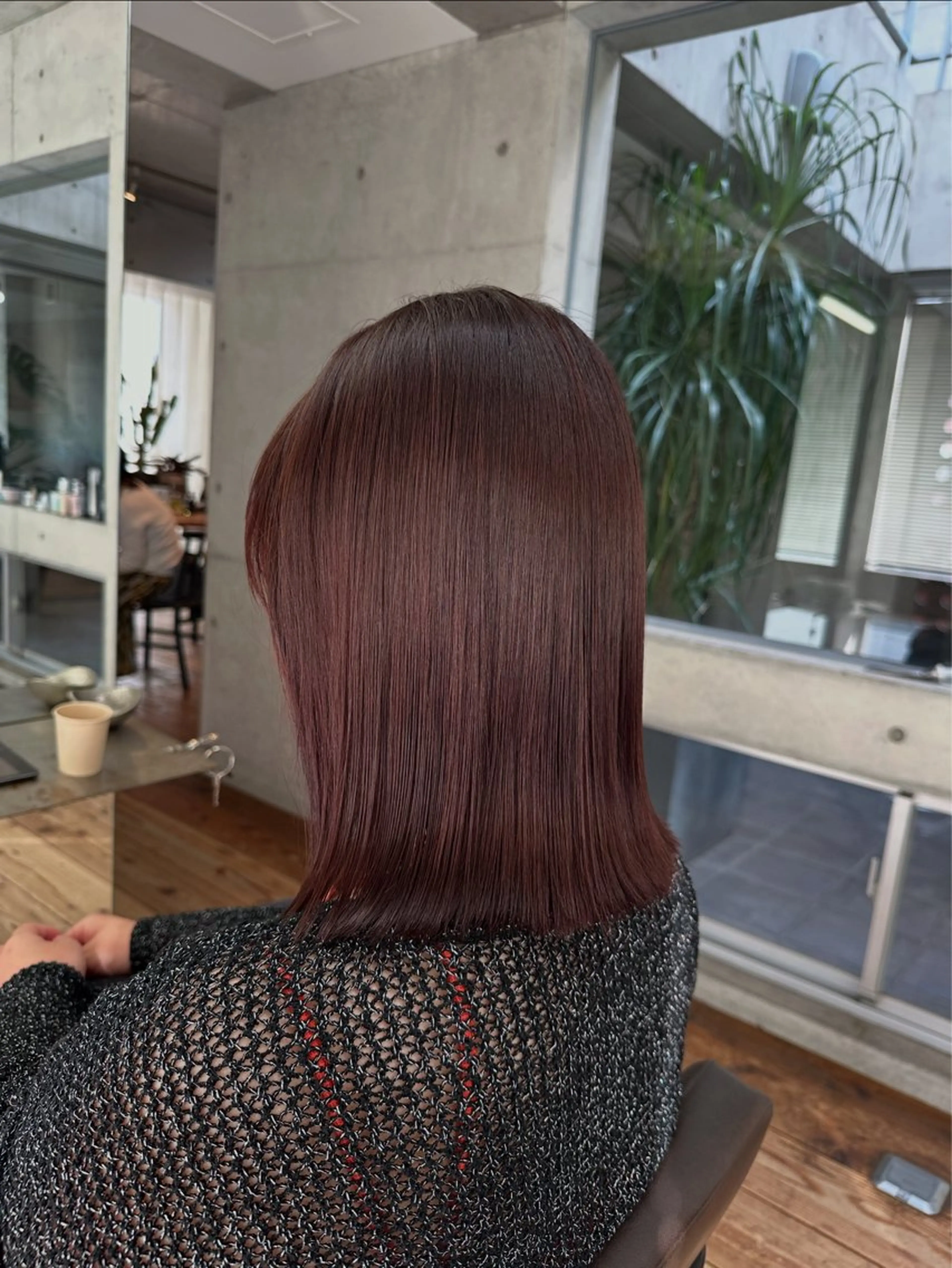 ショート カラー MISAKI のヘアスタイル
