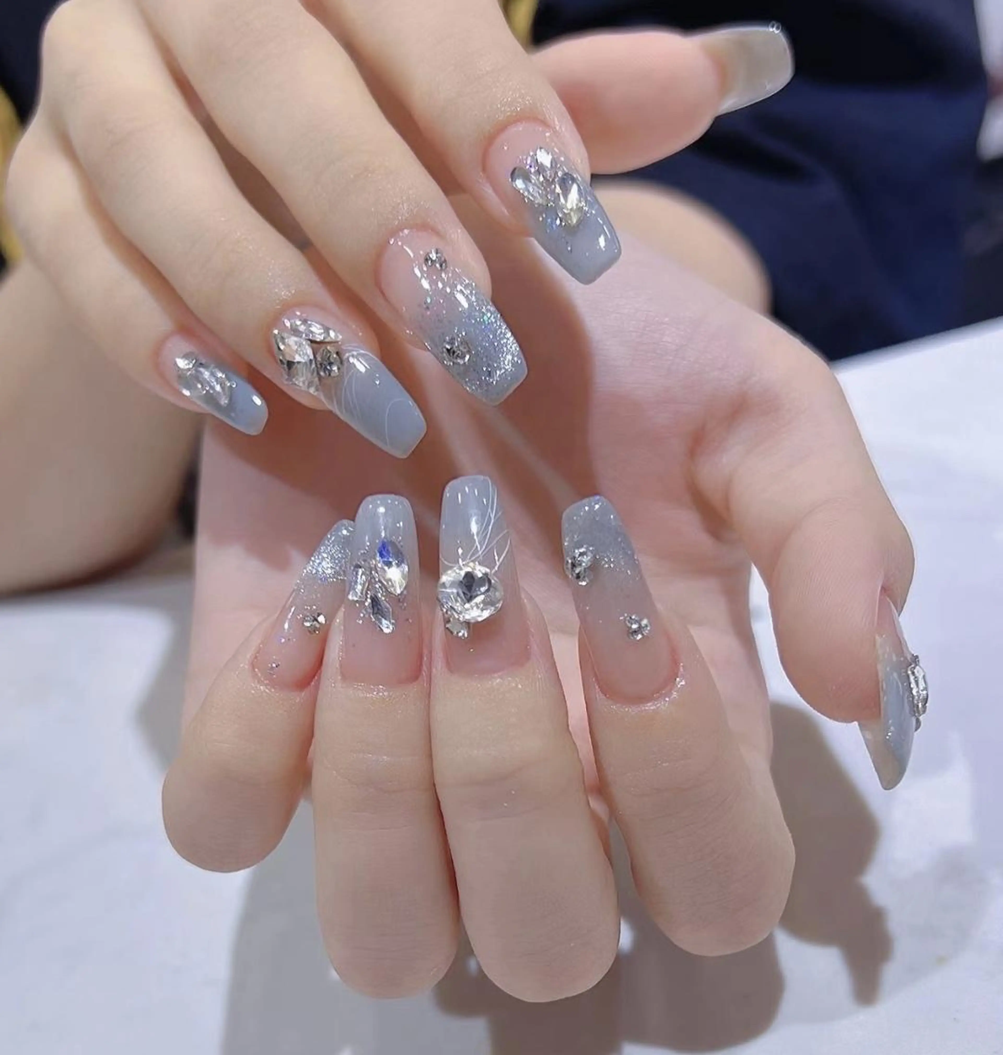 ネイル フットネイル フレンチネイル ガラスフレンチ 韓国ネイル マグネットネイル AB マツエクネイルサロンのネイルデザイン