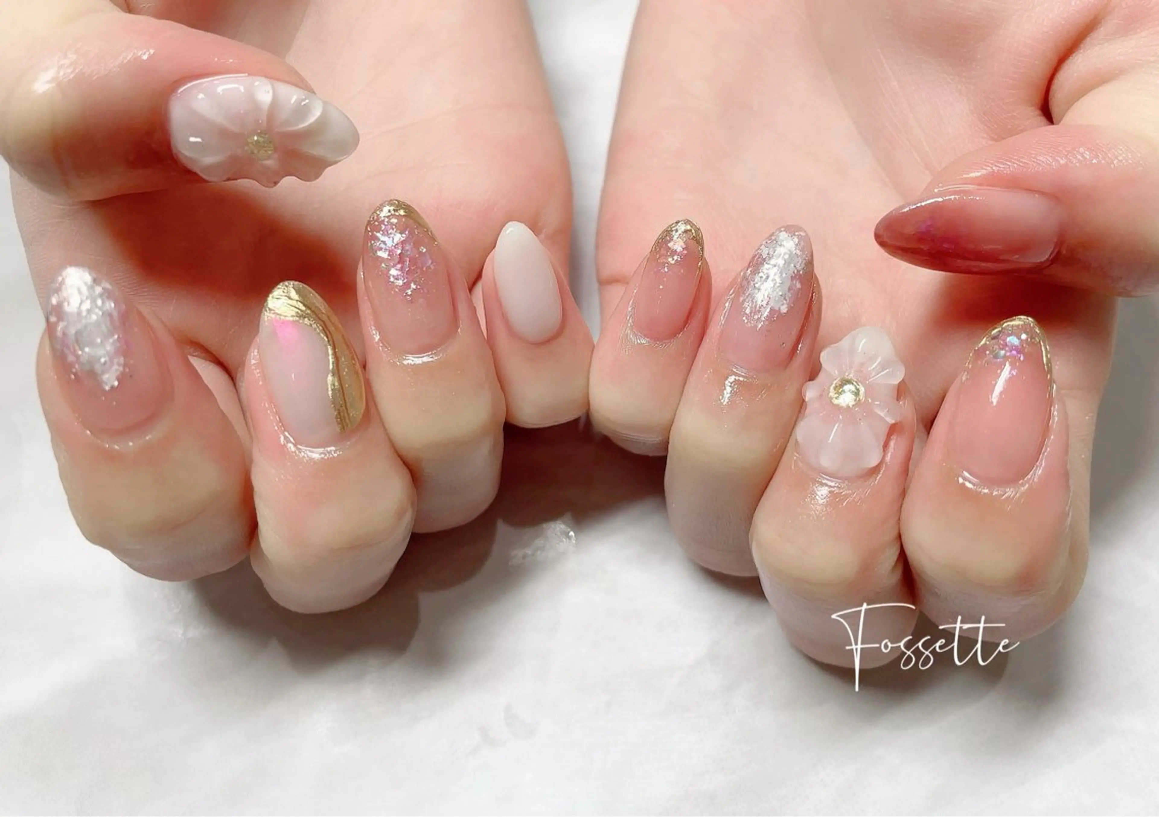ネイル オーロラネイル フラワーネイル ミラーネイル ニュアンスネイル ぷっくりネイル nailsalon Fossetteのネイルデザイン