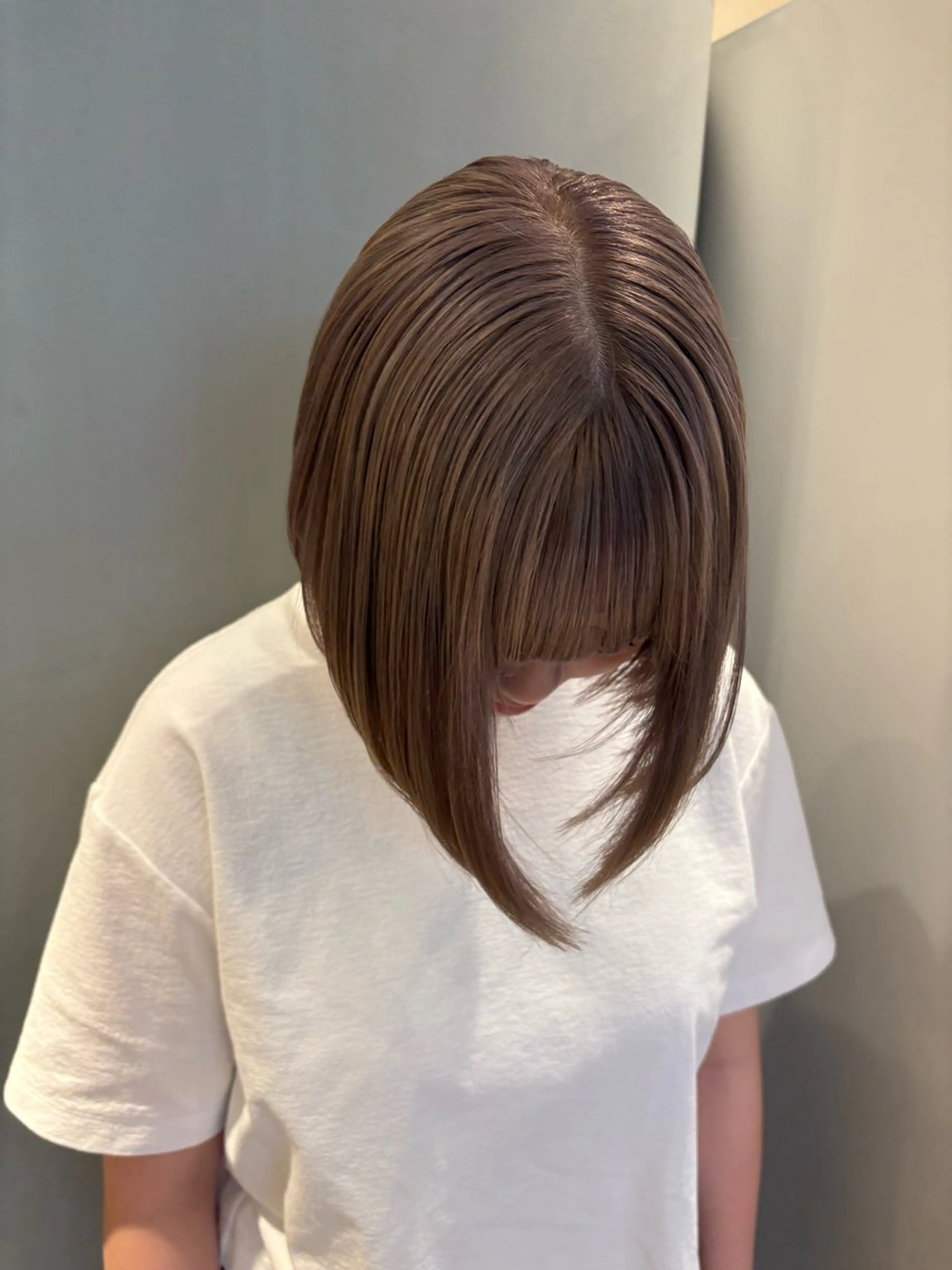 ミディアム ヘアカラー lot Kanau ハイトーン／デザインのヘアスタイル