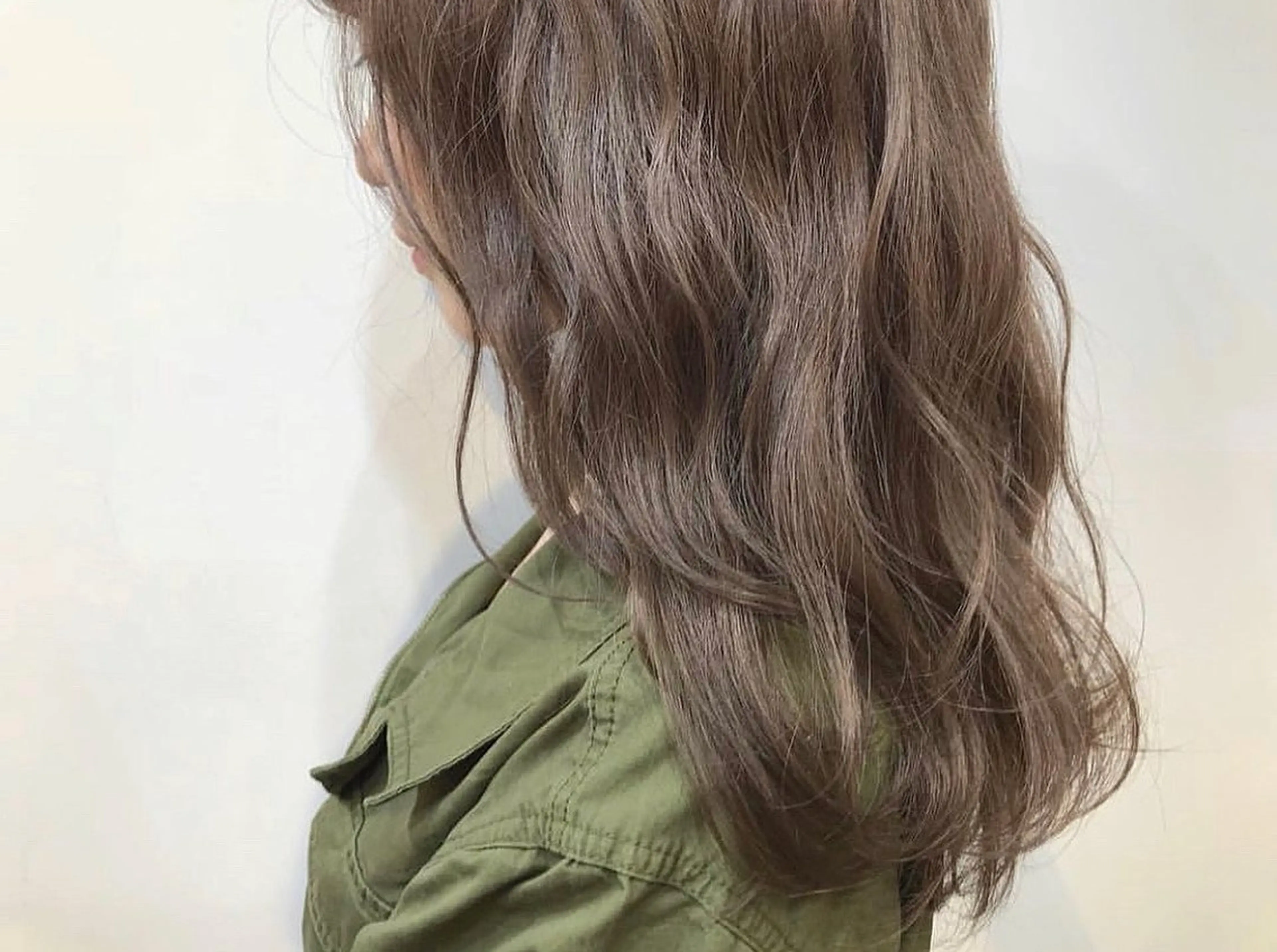 🌞フルハイライトでつくる柔らかいトーンアップWカラー🎗️＋さらツヤトリートメント🫧の写真