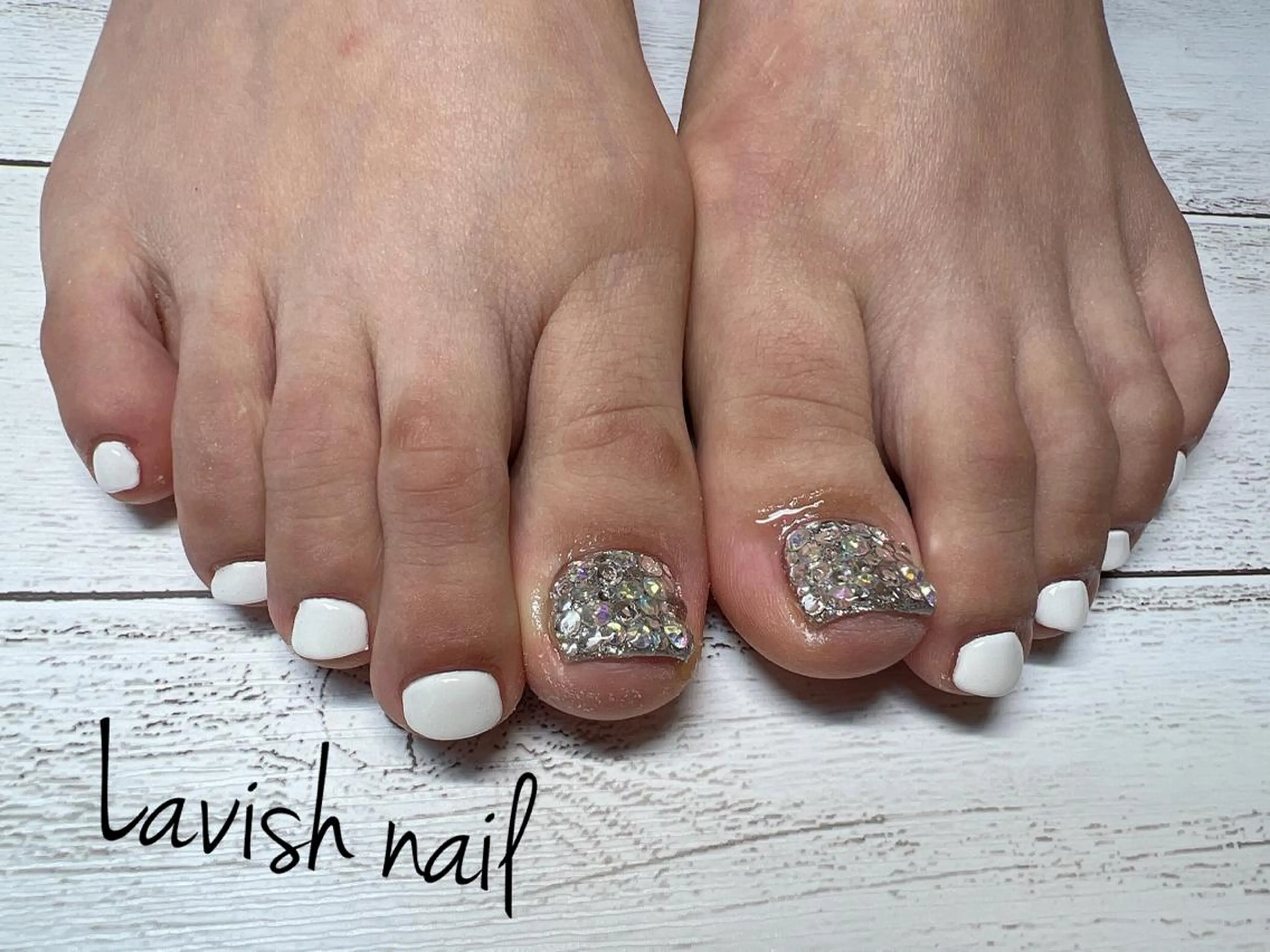 ネイル フットネイル Lavish nailのネイルデザイン