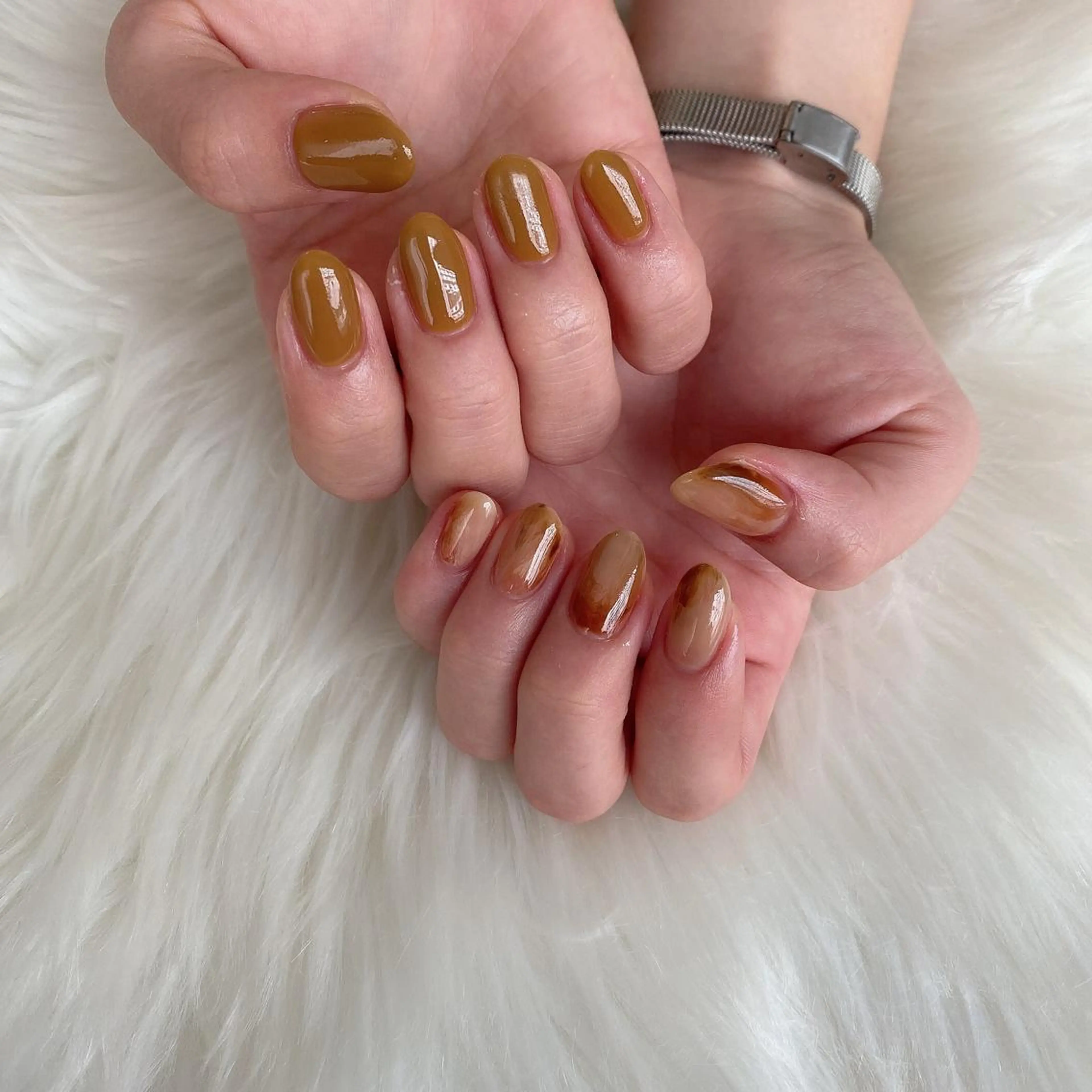 ネイル ハンドネイル 西岡 杏のネイルデザイン