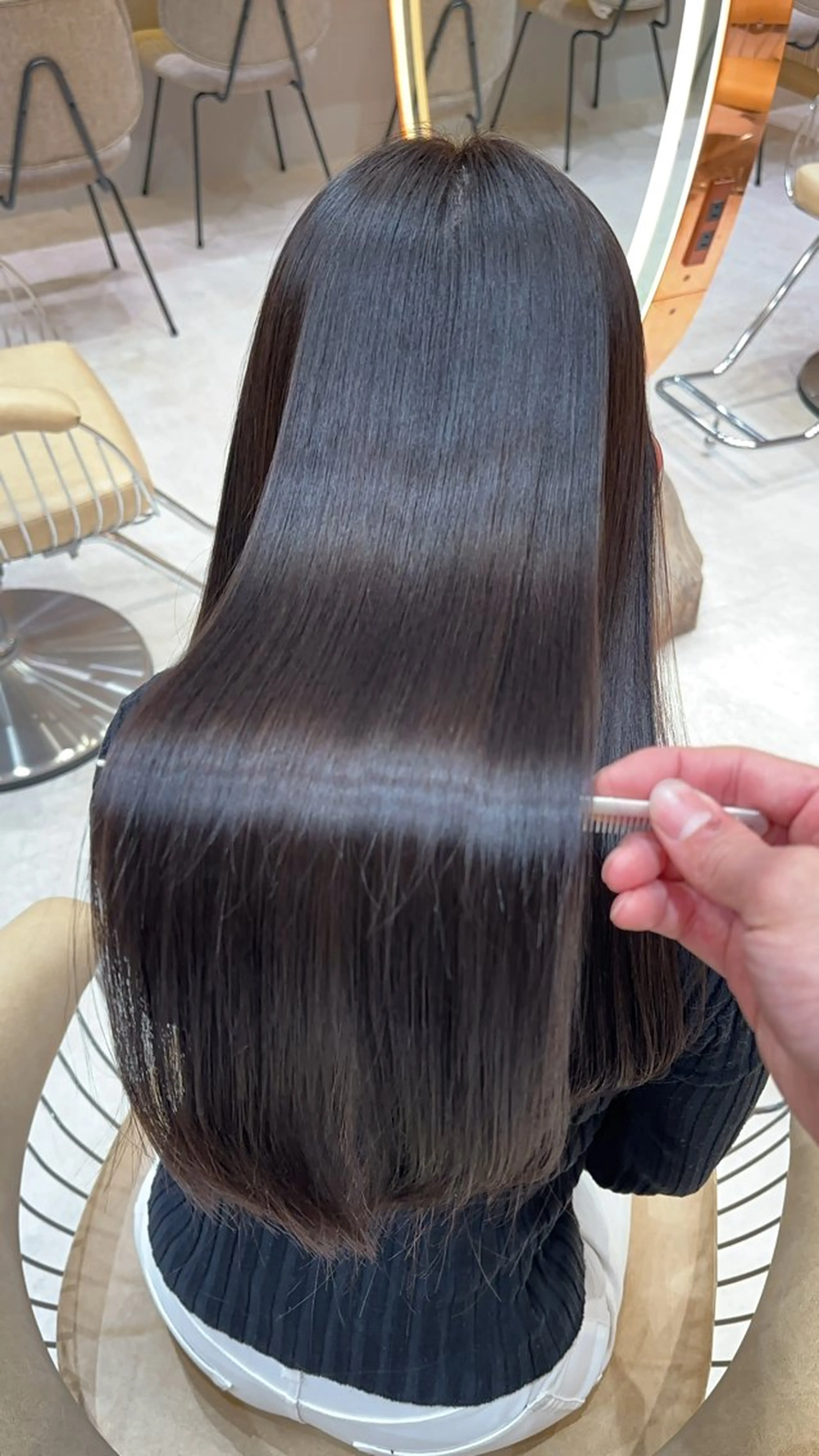 ロング パーマ カット ヘアカラー 縮毛矯正 レイヤー❣️縮毛矯正 川村利幸のヘアスタイル