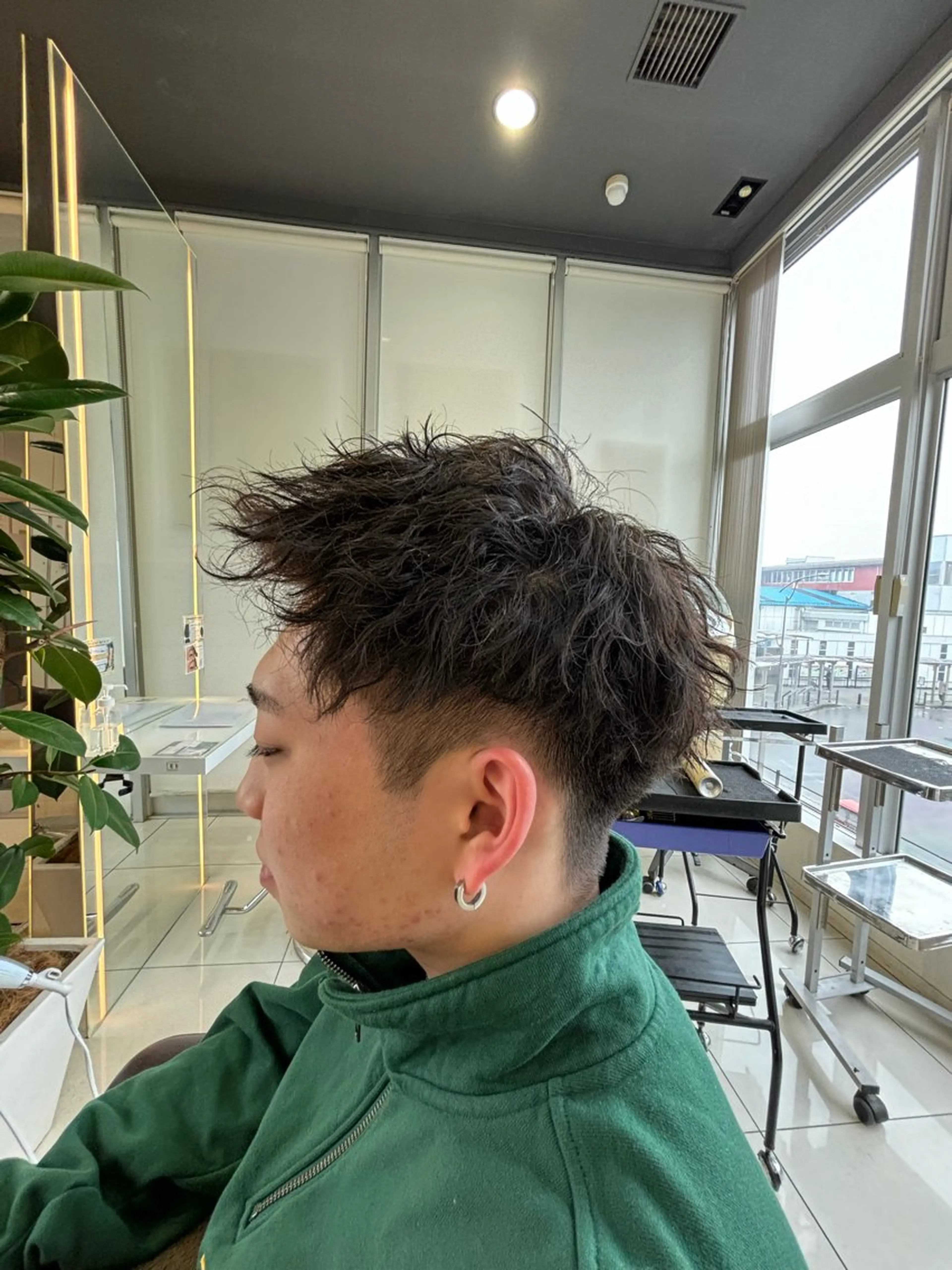 ショート パーマ メンズ メンズパーマ ツイストスパイラルパーマ スパイラルパーマ カット パーマ メンズサロン/戸塚駅 東口3分/冨田大輝のヘアスタイル