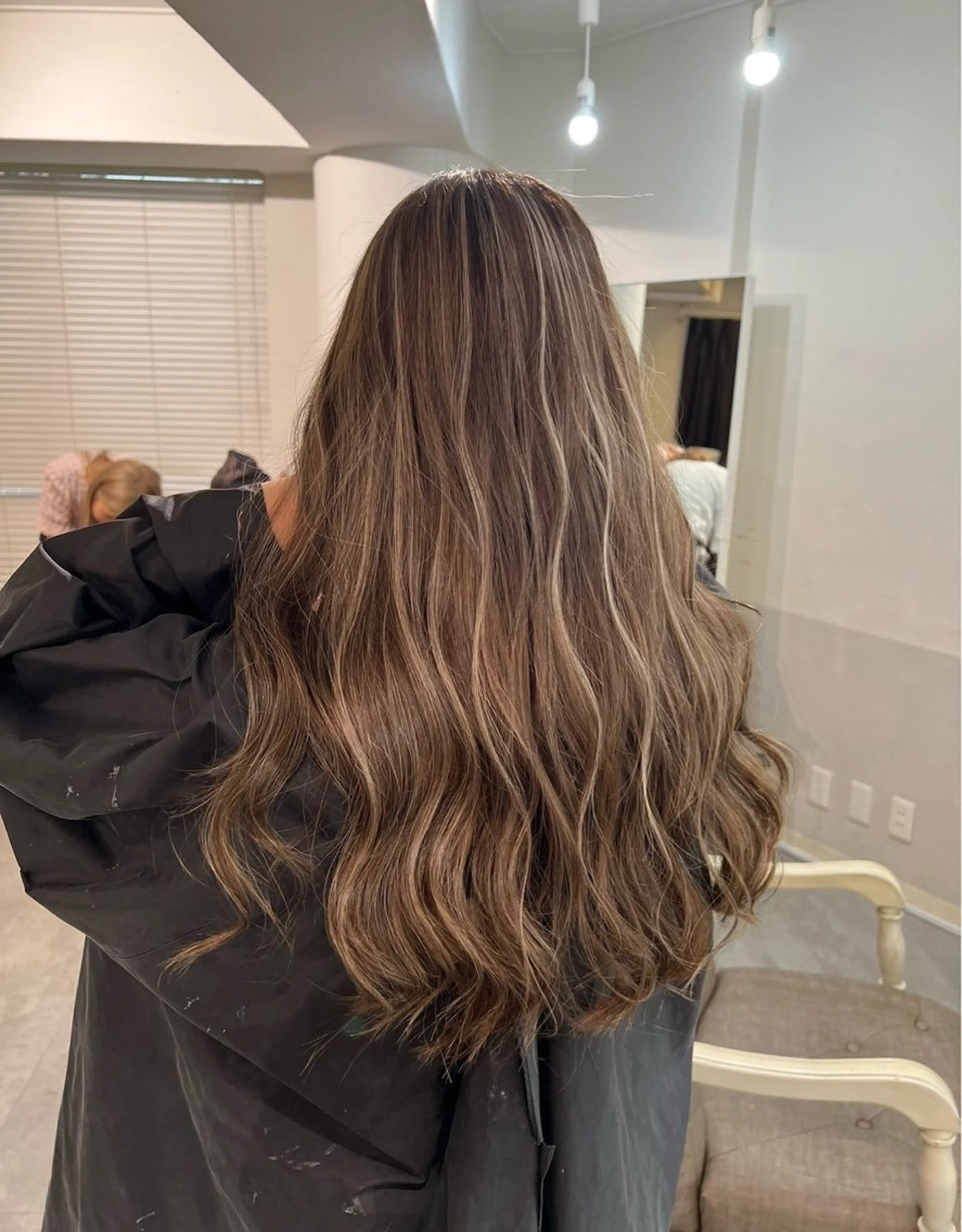 ロング カラー グレージュ ハイライトカラー ハイライト ヘアカラー トリートメント ROBIN所属・指名数No.1 /NAOYAのヘアスタイル