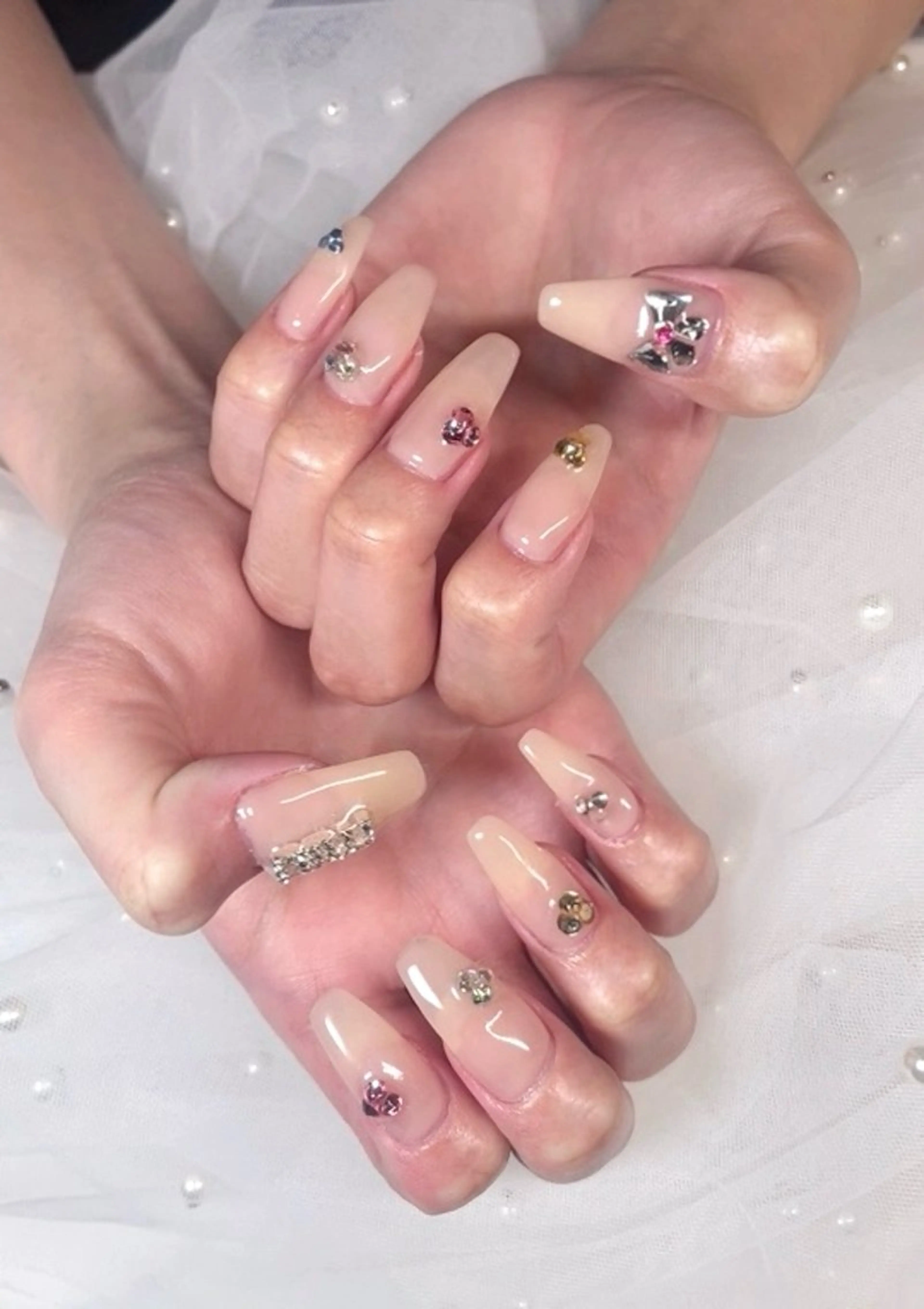 ネイル ハンドネイル オーロラ所属・YUI nailのネイルデザイン