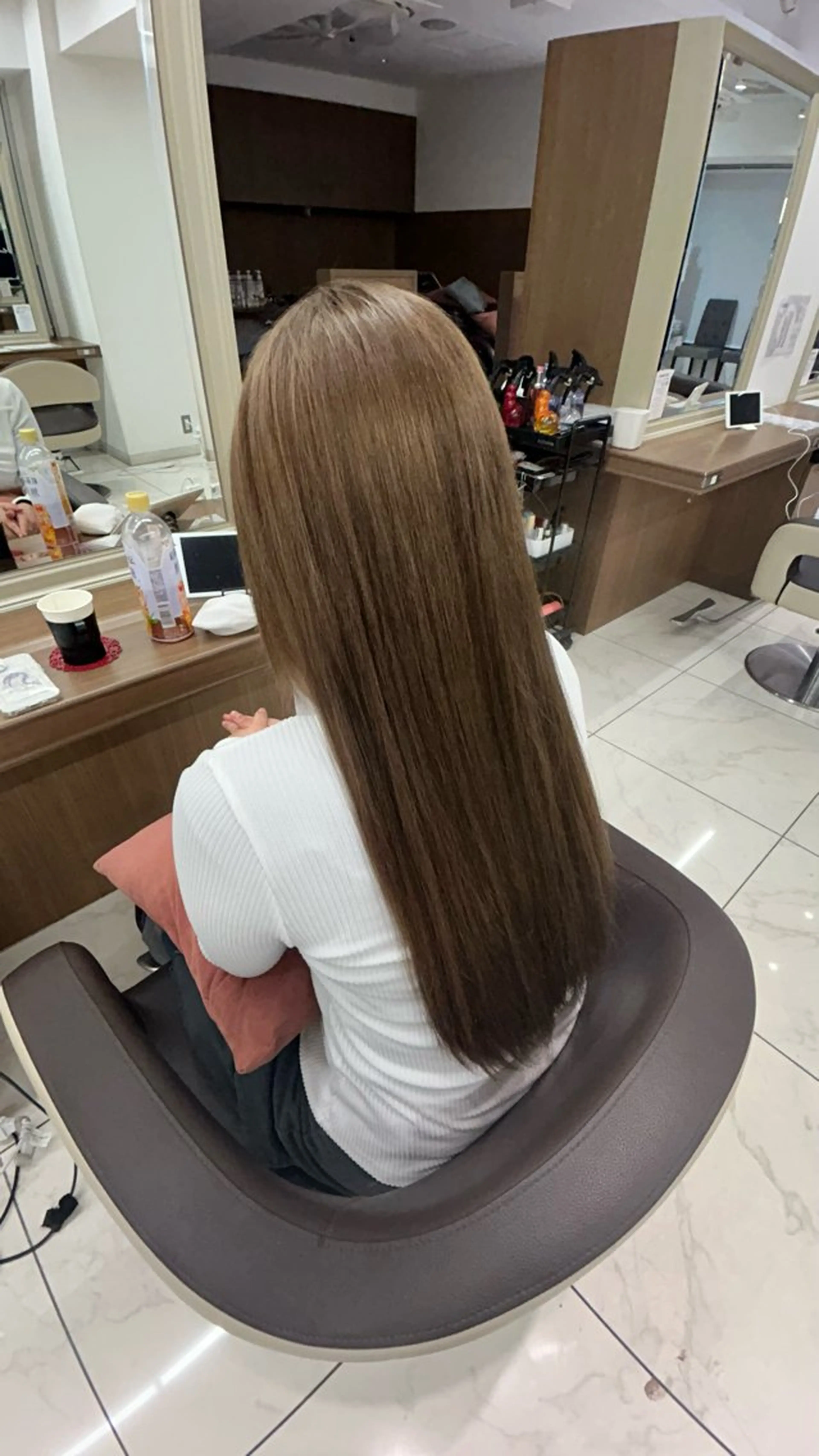 カラー アイブロウ⭐️ カラーモデル/YUIの眉毛・アイブロウイメージ