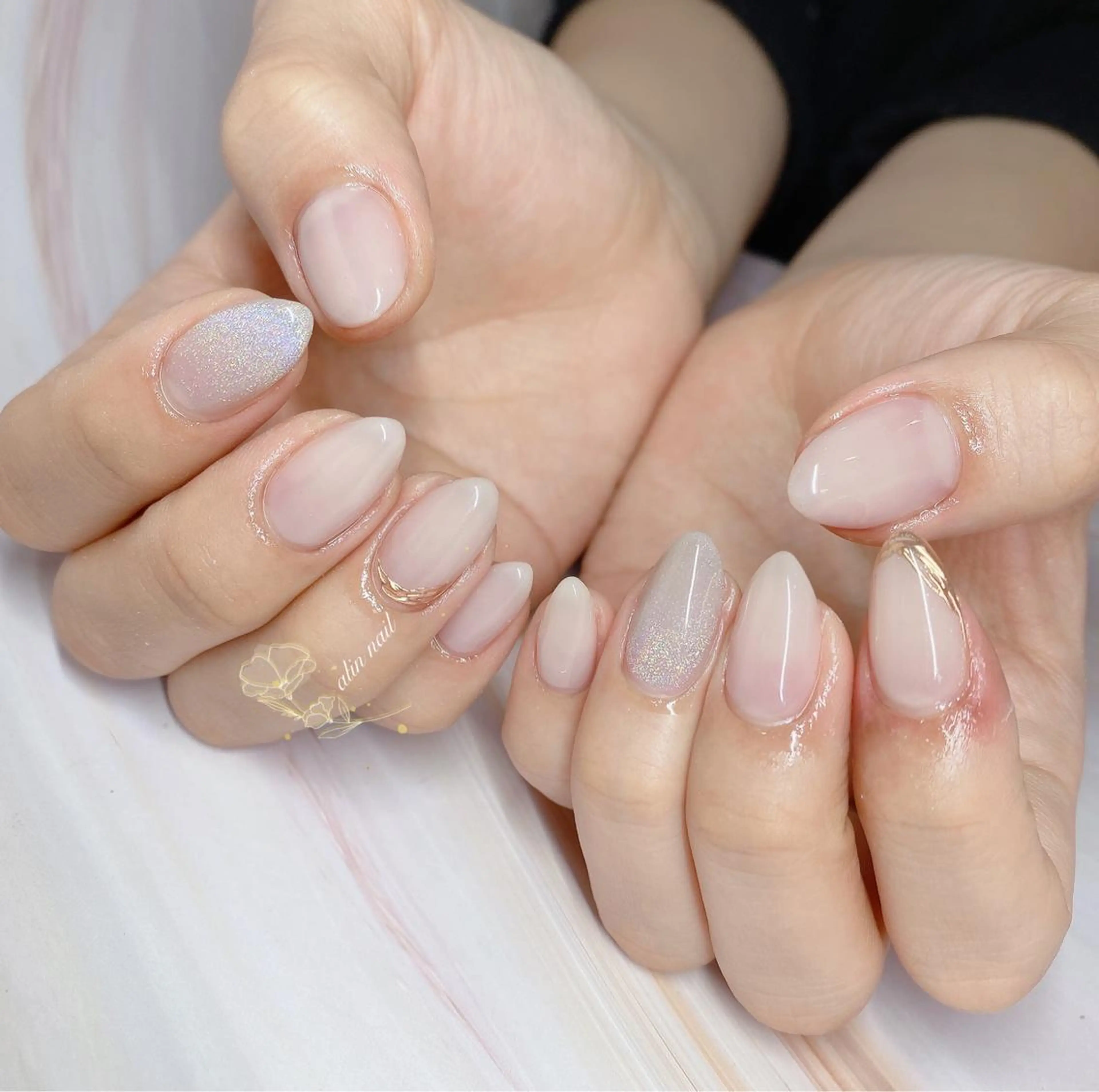 ネイル シンプルネイル ネイルサロン 9Carats神田のネイルデザイン