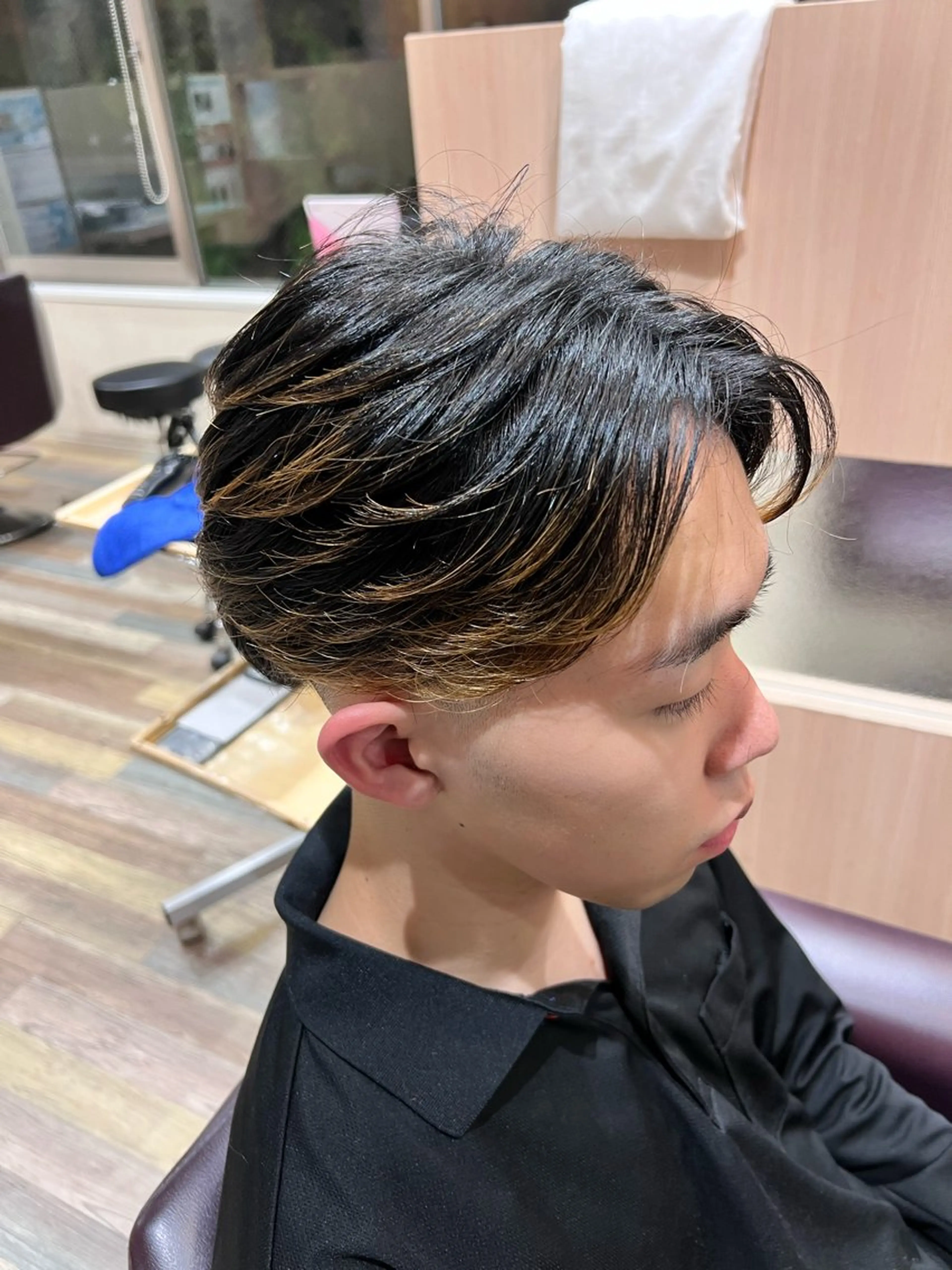 ショート メンズ センターパート カット revebyfirst所属・黒沢 航汰のヘアスタイル