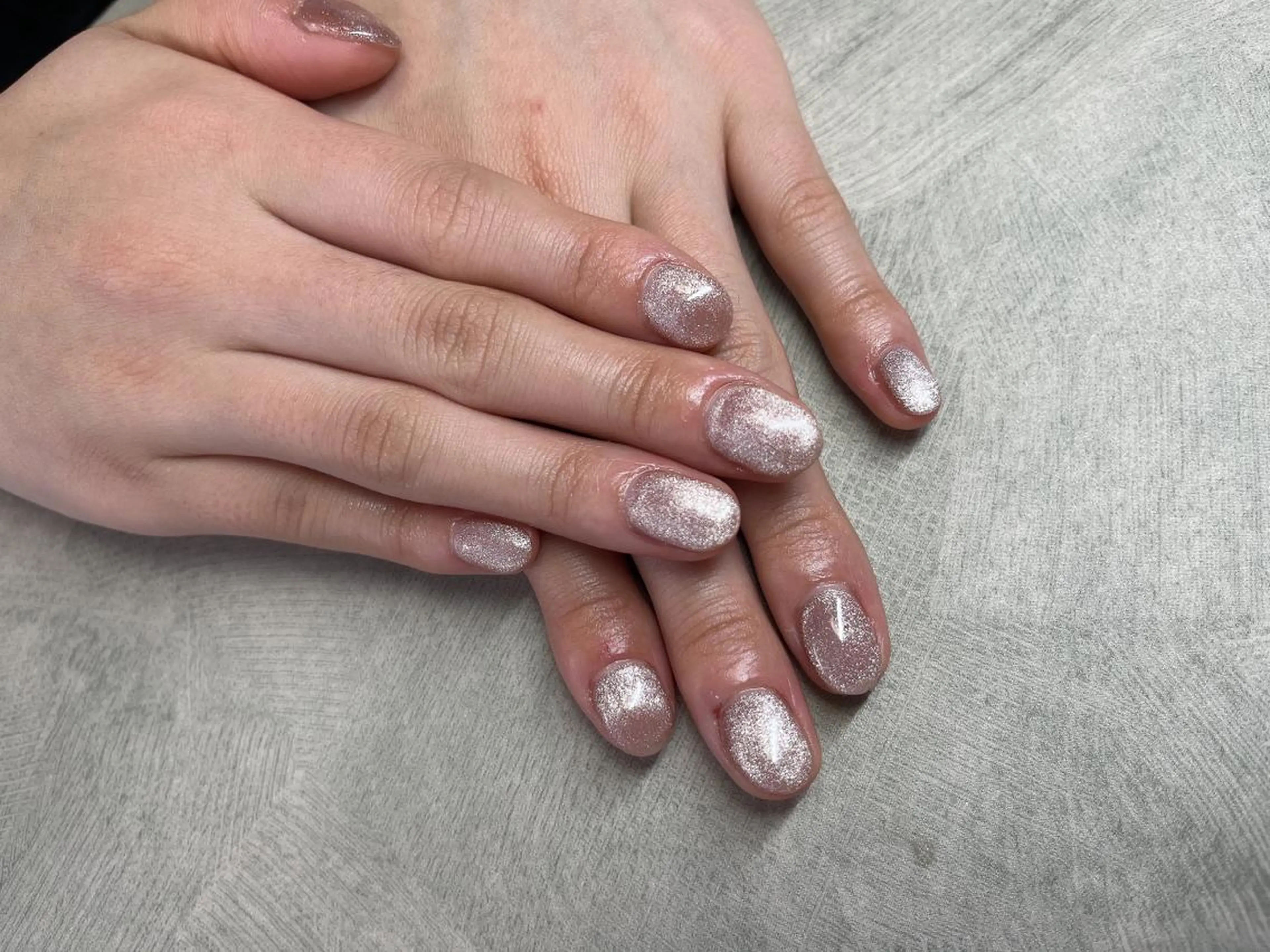 ネイル マグネットネイル ピンク ハンドネイル MIKA ♡のネイルデザイン