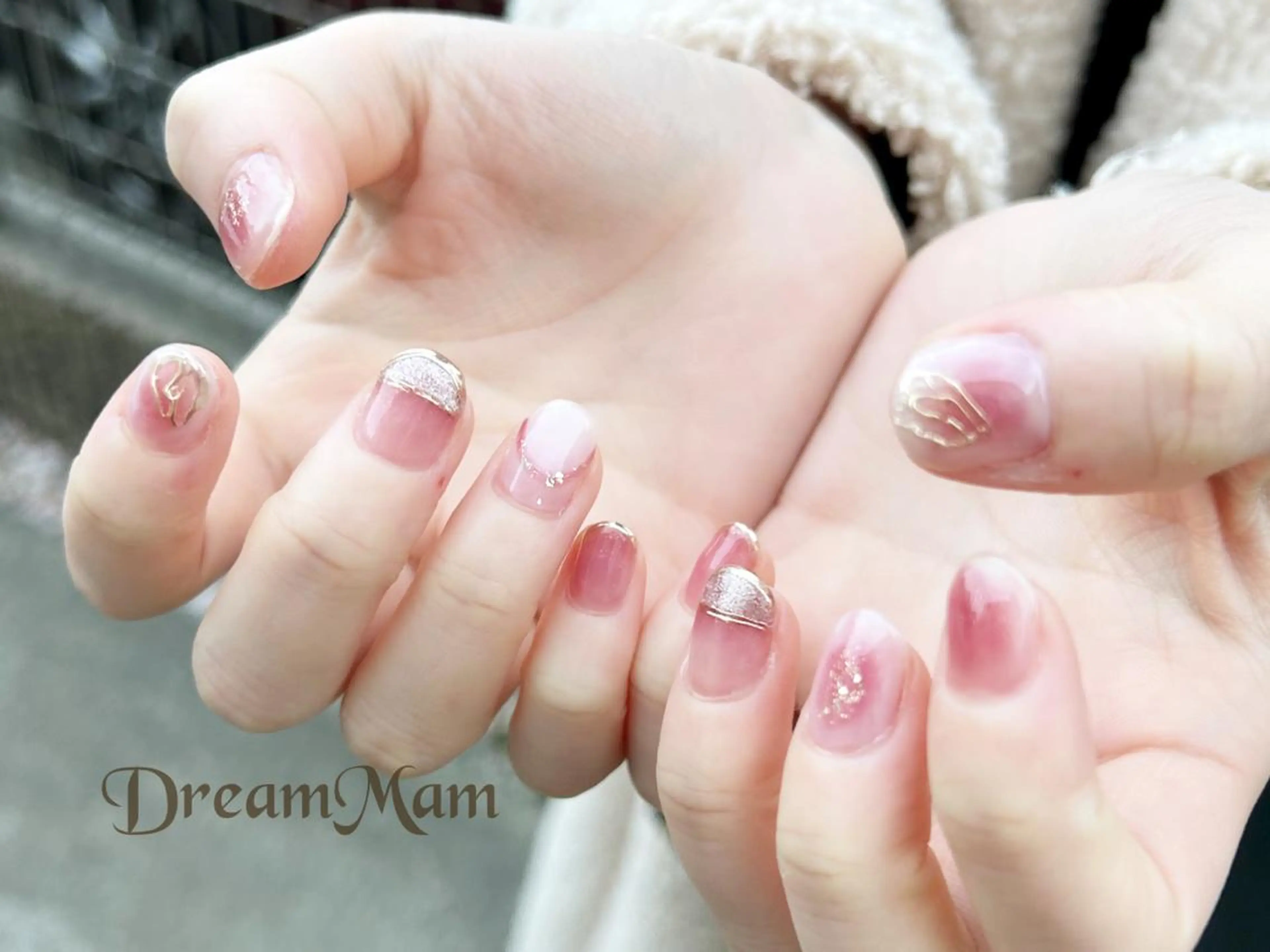 ネイル フレンチネイル ジェルネイル キラキラネイル 韓国ネイル マグネットネイル Nail Salon Dream Mamのネイルデザイン