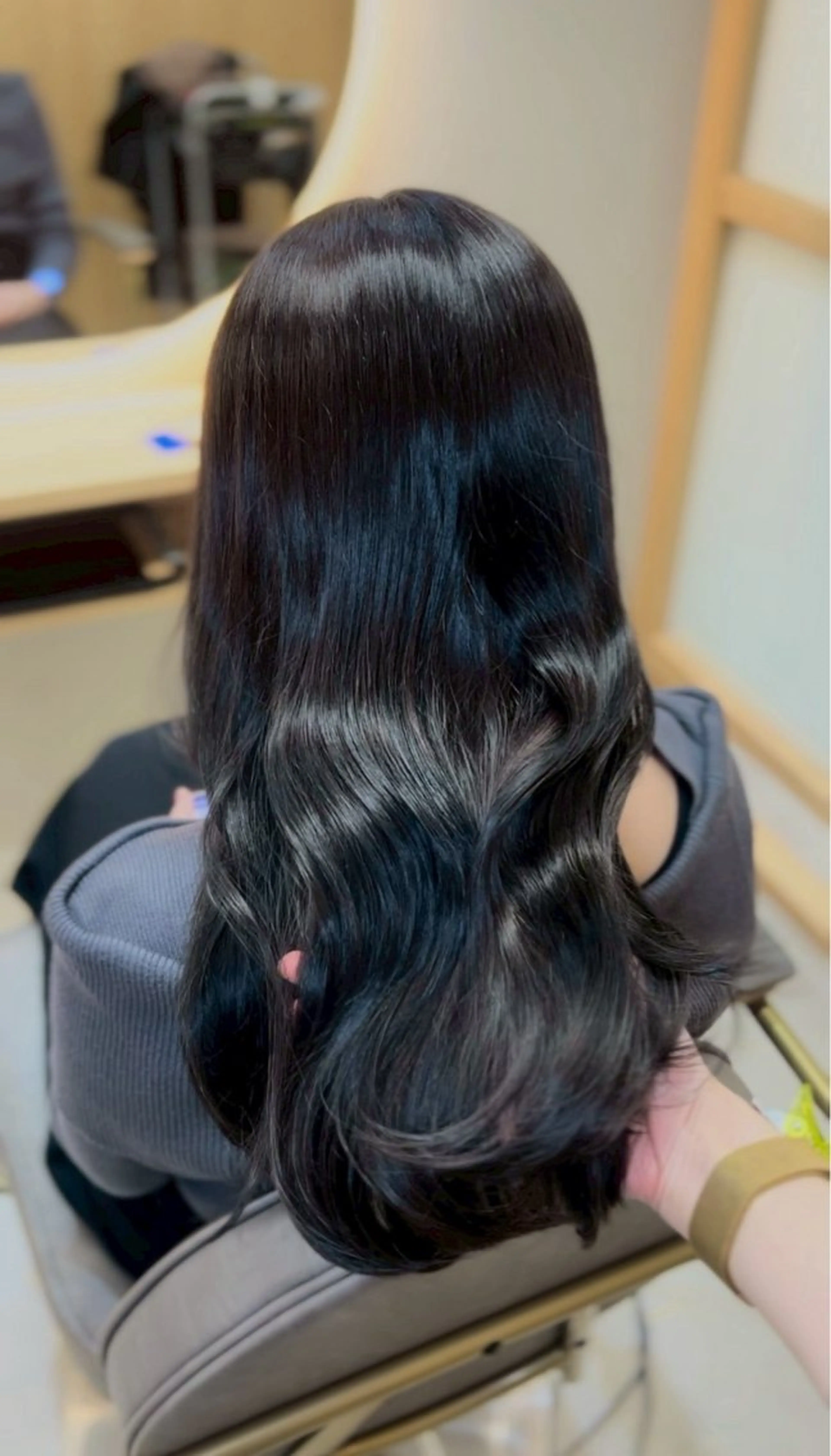 ロング カラー みな🫧艶カラー/ 髪質改善/前髪カットのヘアスタイル