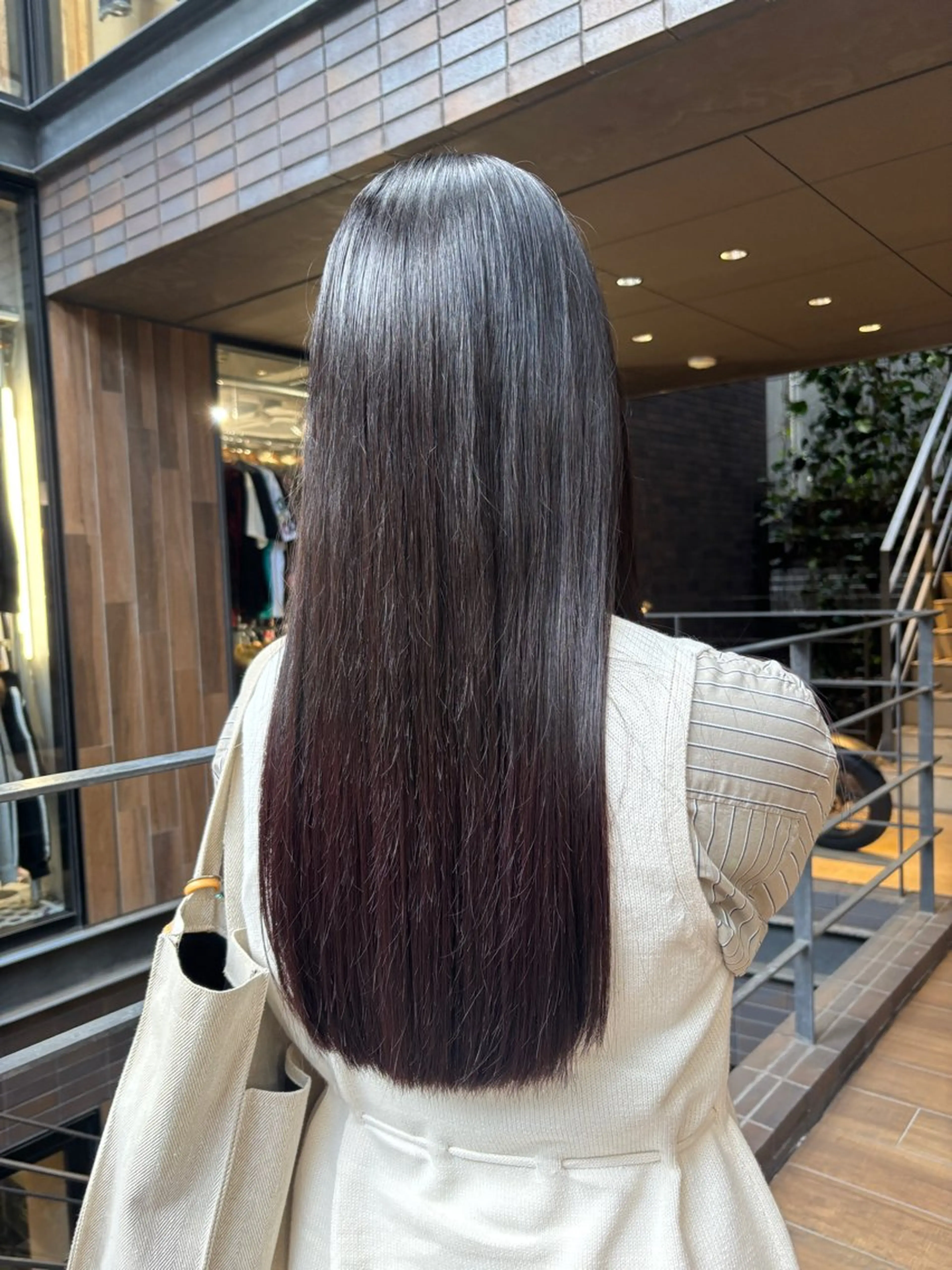 ロング お団子ヘア ヘアカラー 宮尾 星夢のヘアスタイル