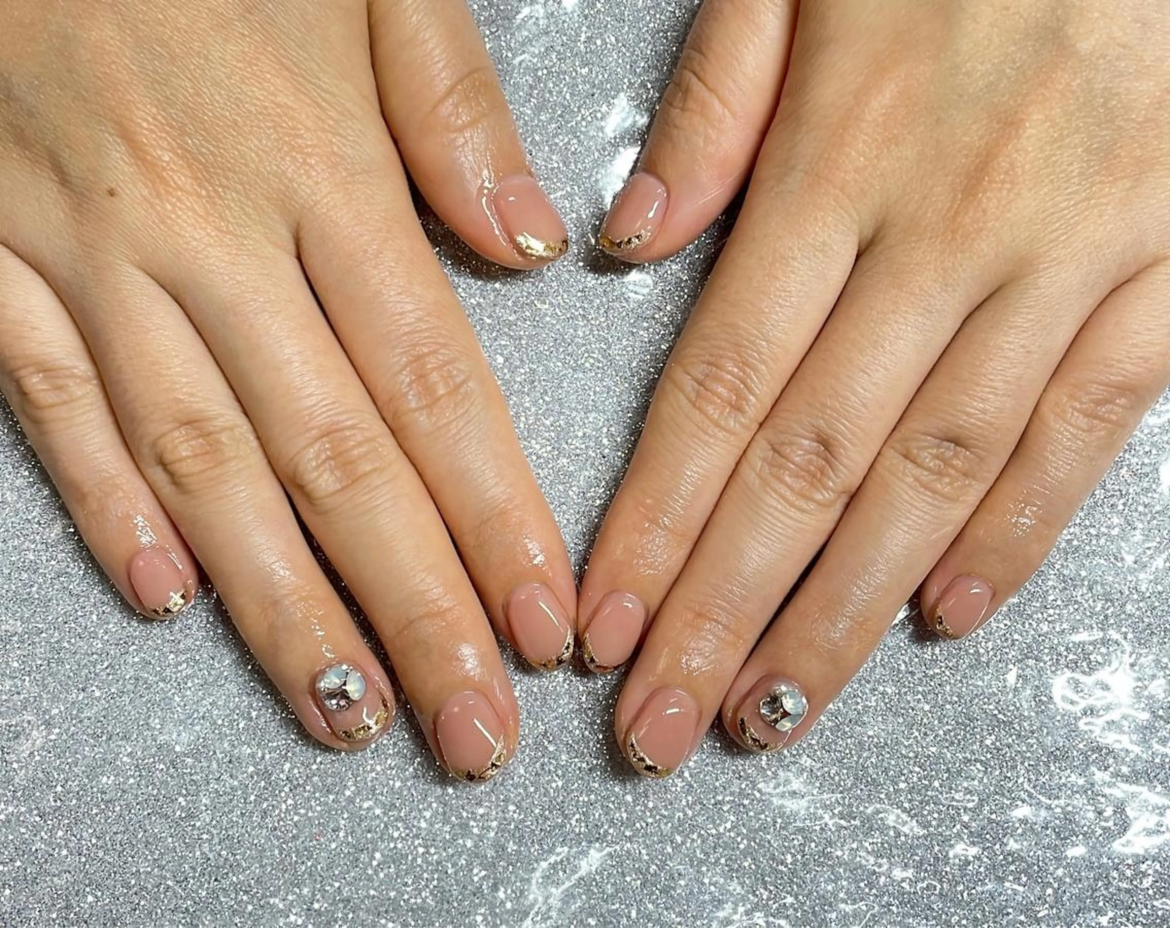 ネイル ハンドネイル VIERU 🌈🎀💖のネイルデザイン