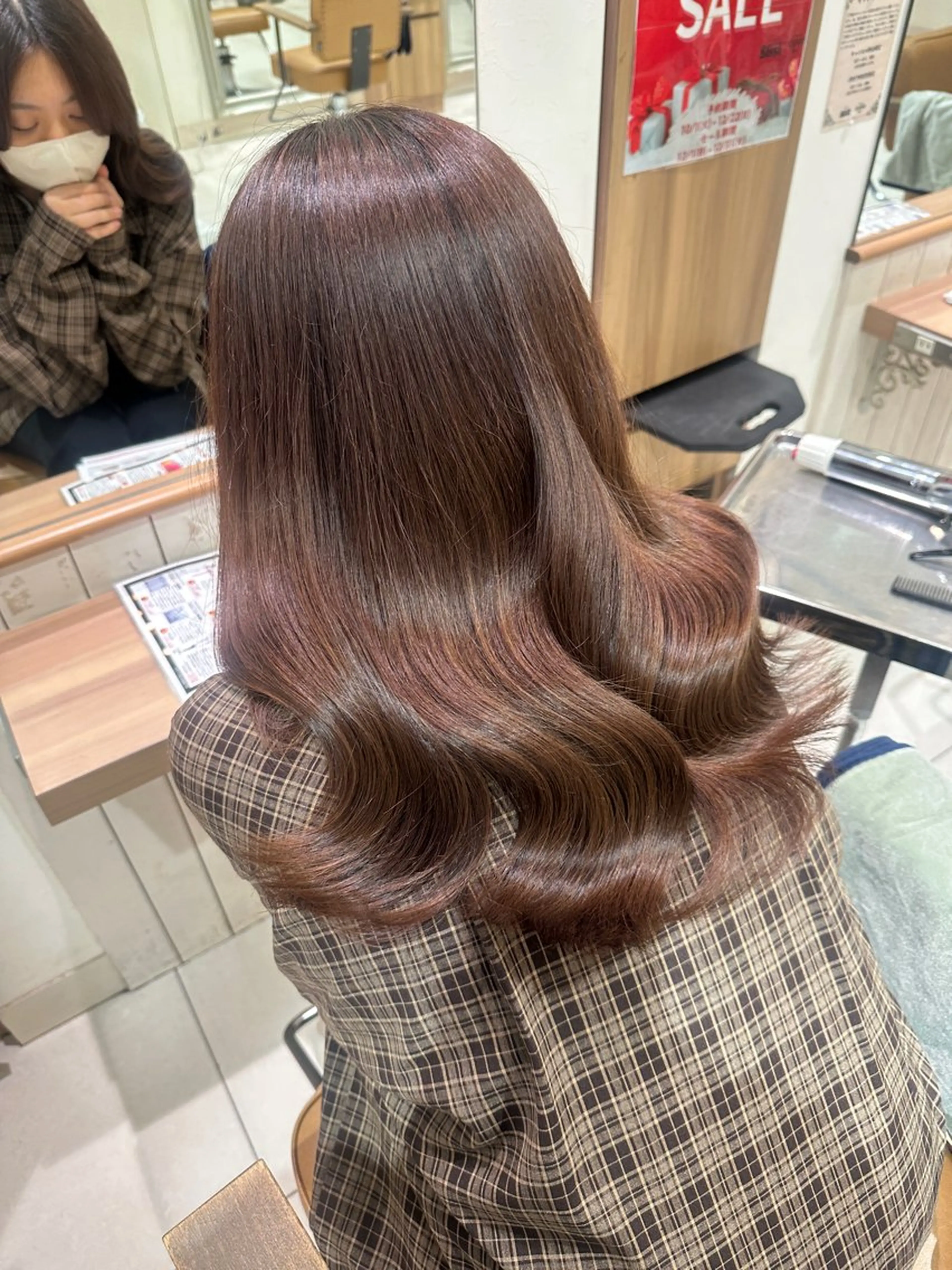 ロング カラー レイヤーカット🪽 𝐼𝐾𝑈𝑀𝐼のヘアスタイル